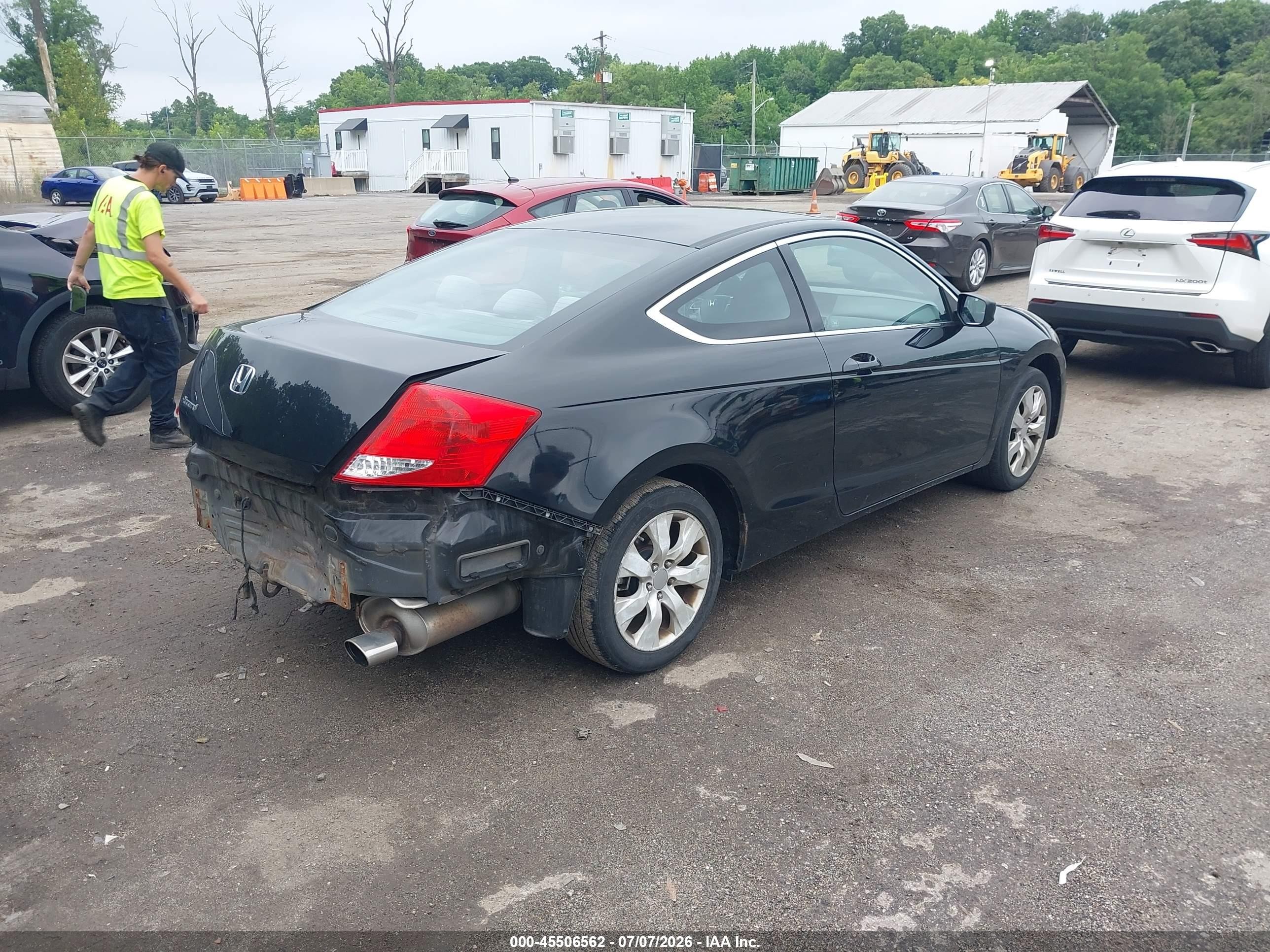 2011 Honda Accord 2.4 Lx-s Черный vin: 1HGCS1B36BA011703