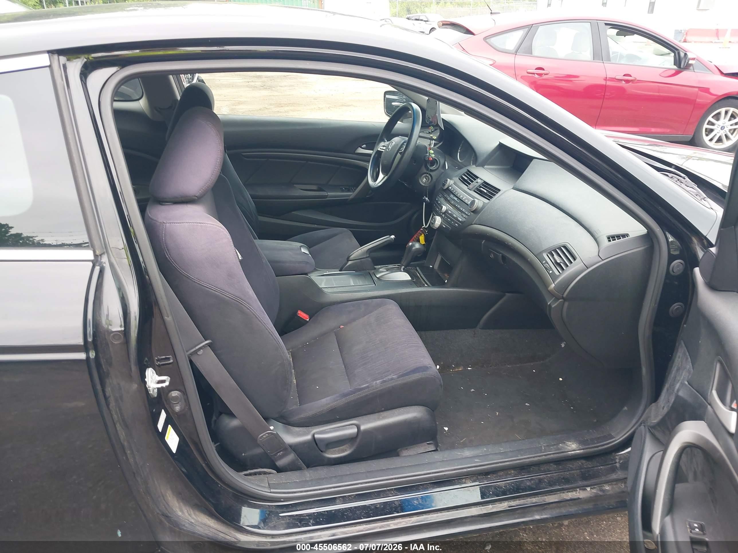 2011 Honda Accord 2.4 Lx-s Черный vin: 1HGCS1B36BA011703