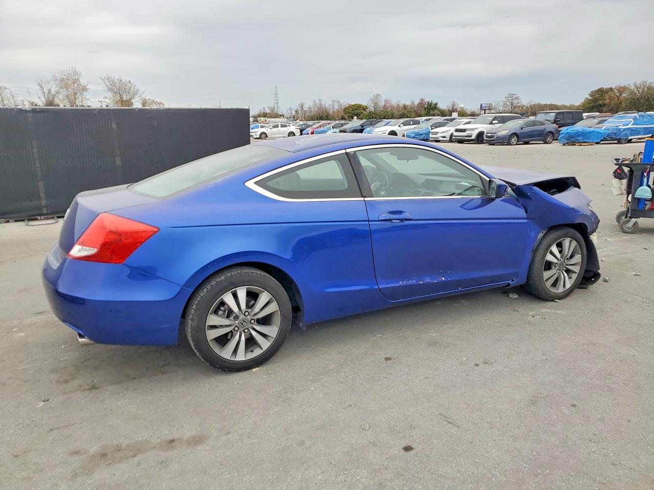 2011 Honda Accord Lx-s Blue vin: 1HGCS1B36BA015234
