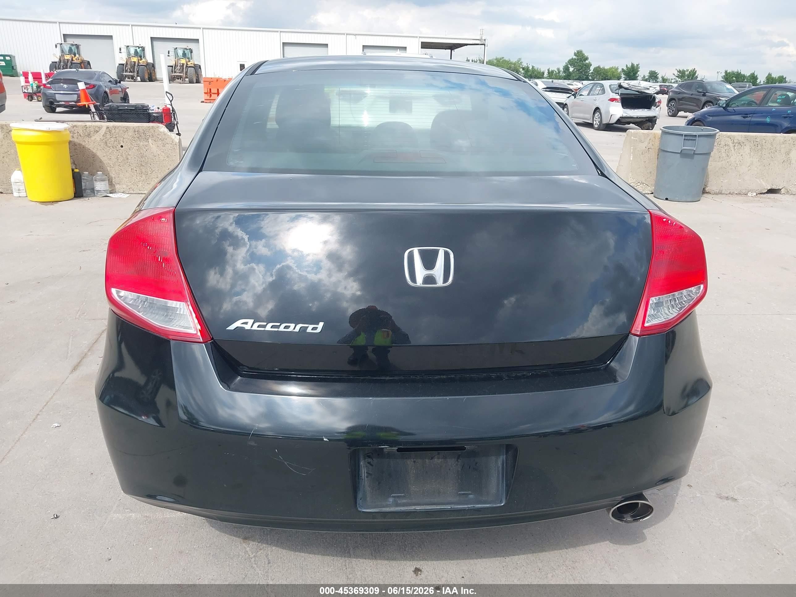 2012 Honda Accord 2.4 Lx-s Black vin: 1HGCS1B36CA010262