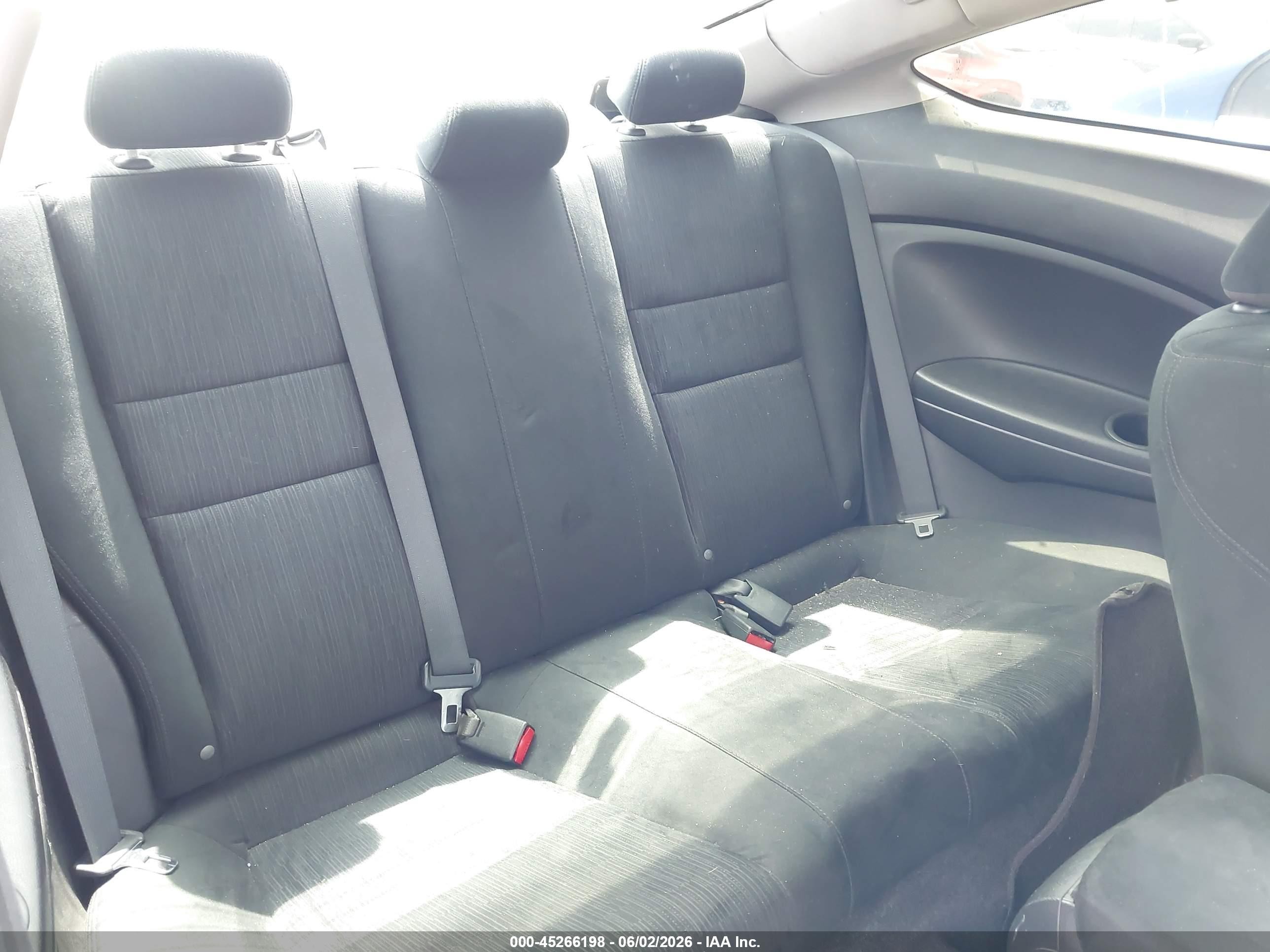 2012 Honda Accord 2.4 Lx-s Silver vin: 1HGCS1B36CA021780
