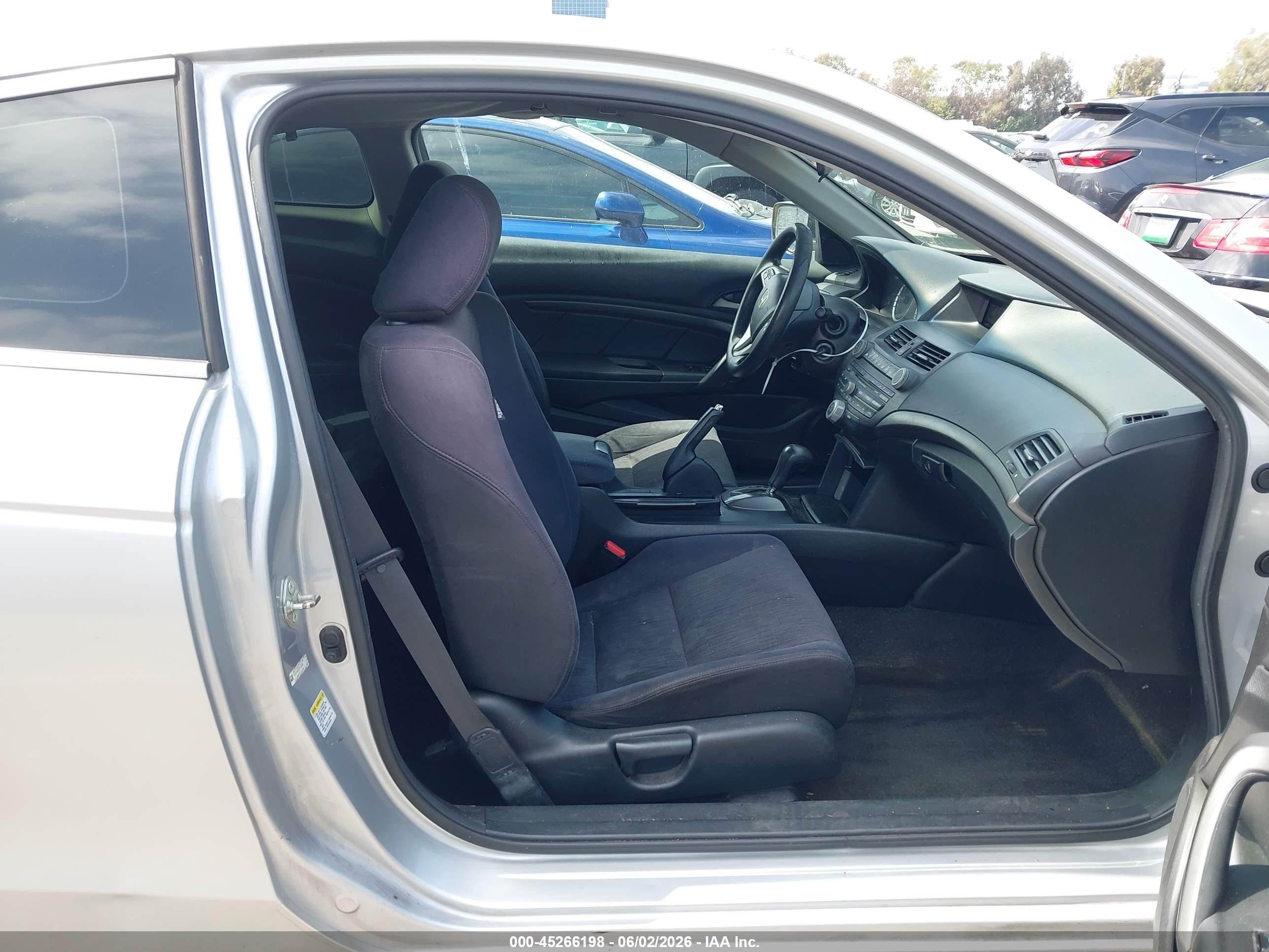 2012 Honda Accord 2.4 Lx-s Silver vin: 1HGCS1B36CA021780