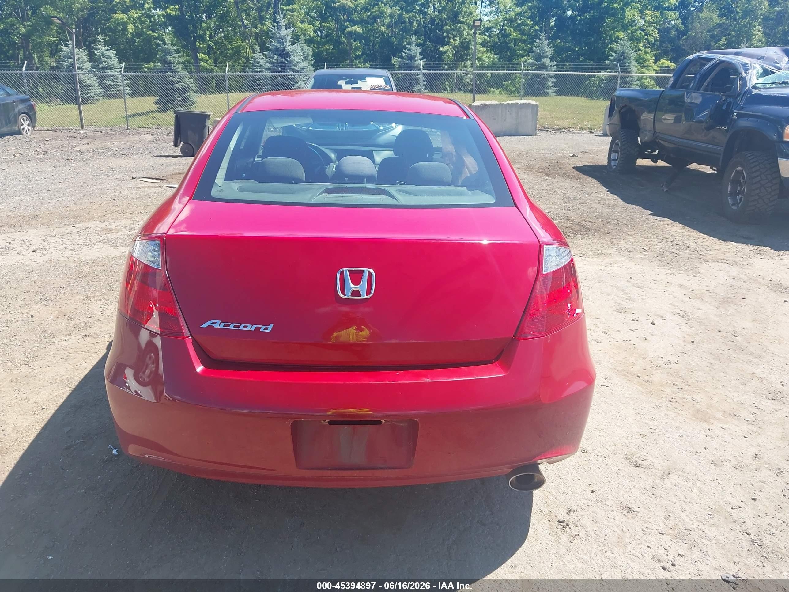 2010 Honda Accord 2.4 Lx-s Red vin: 1HGCS1B37AA004323