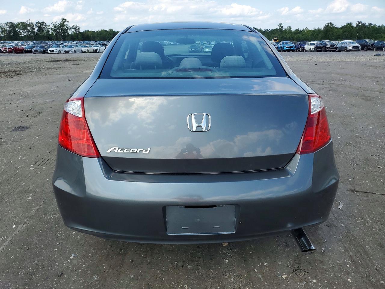 2010 Honda Accord Lx Gray vin: 1HGCS1B37AA016388
