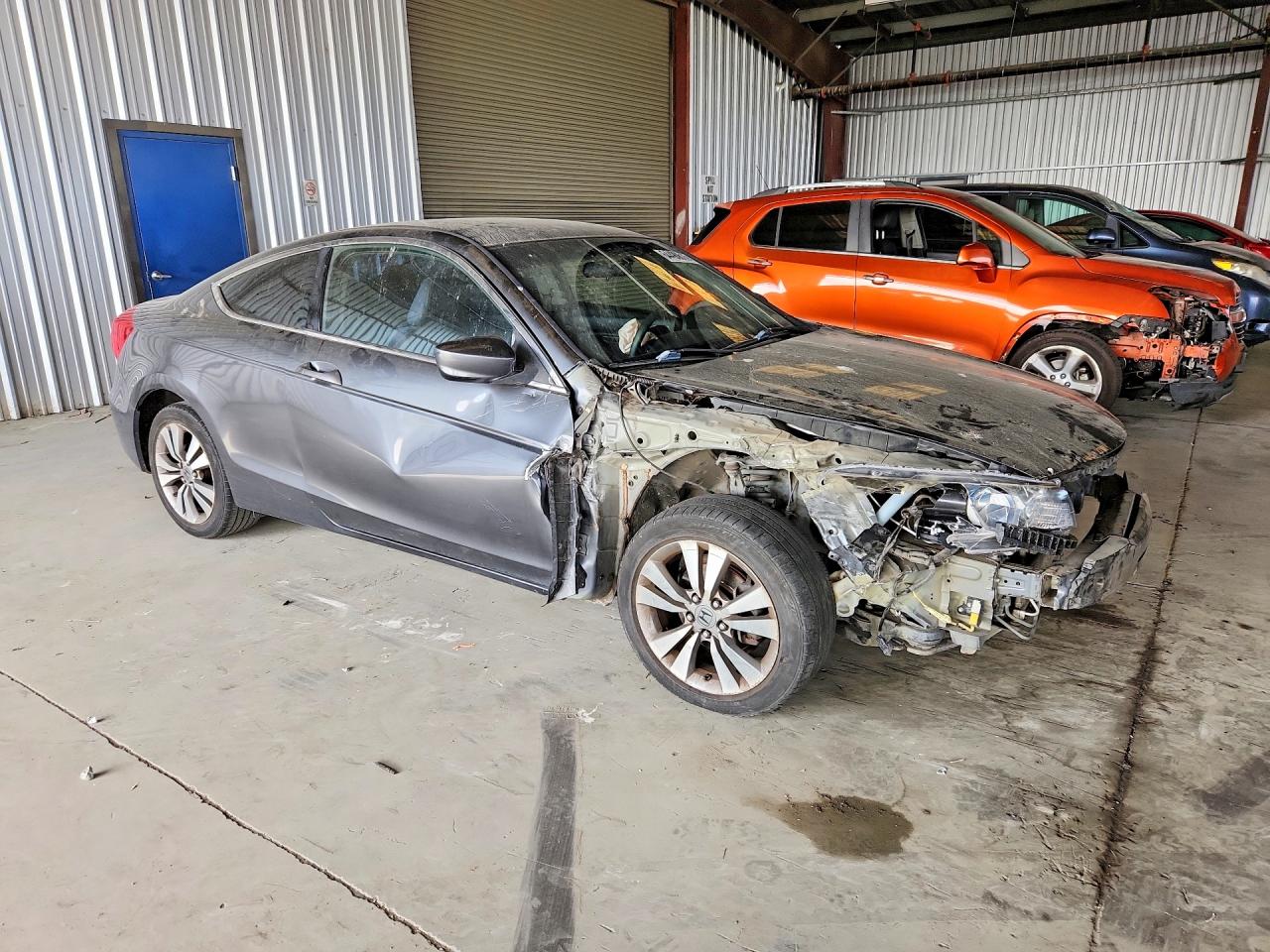2012 Honda Accord Lx Charcoal vin: 1HGCS1B38CA013552