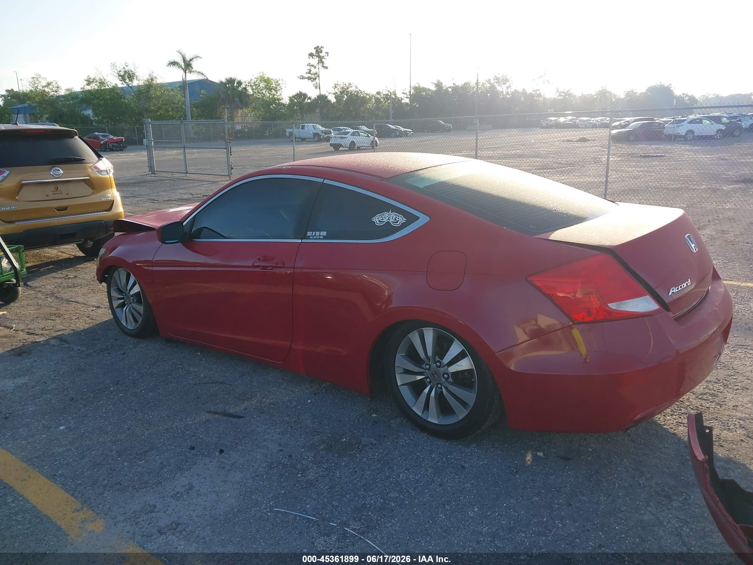2012 Honda Accord 2.4 Lx-s Red vin: 1HGCS1B38CA016323