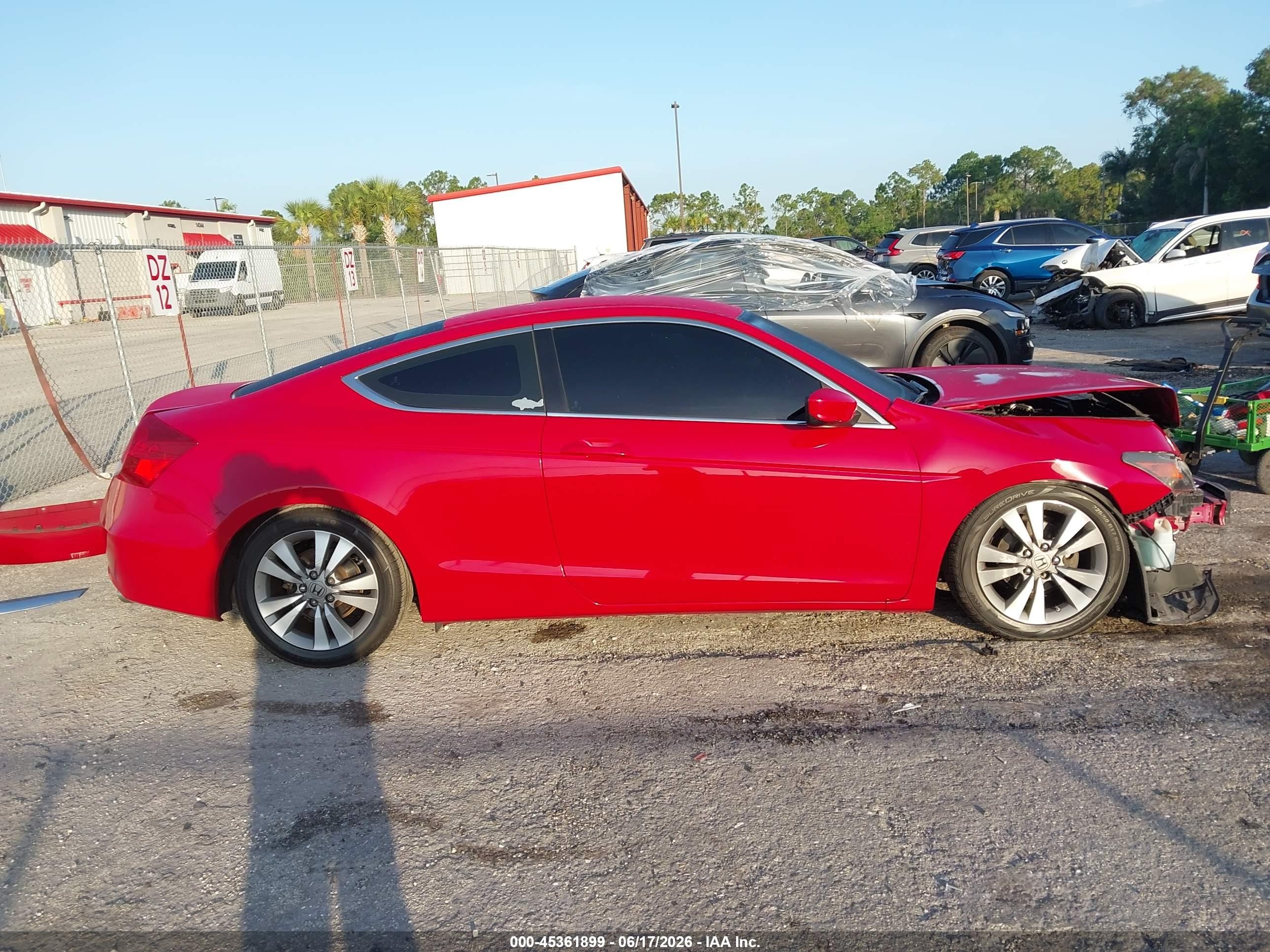 2012 Honda Accord 2.4 Lx-s Red vin: 1HGCS1B38CA016323