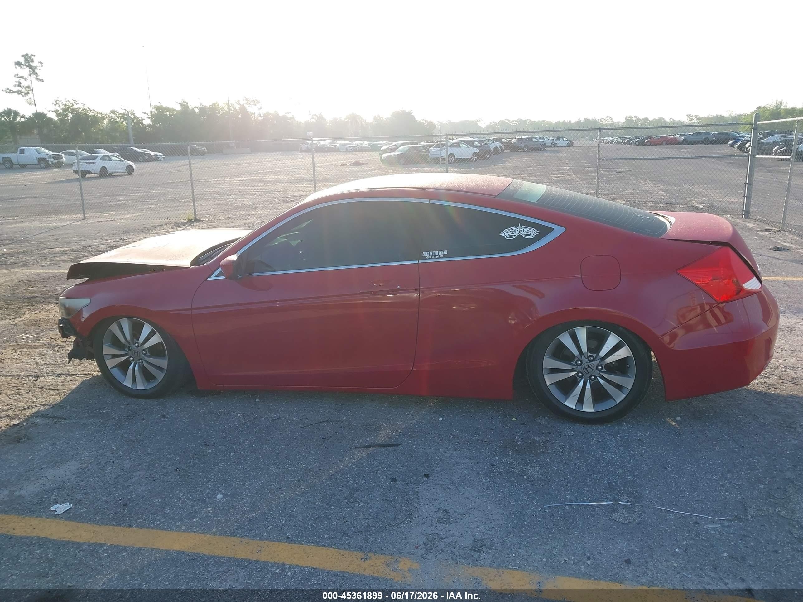 2012 Honda Accord 2.4 Lx-s Red vin: 1HGCS1B38CA016323