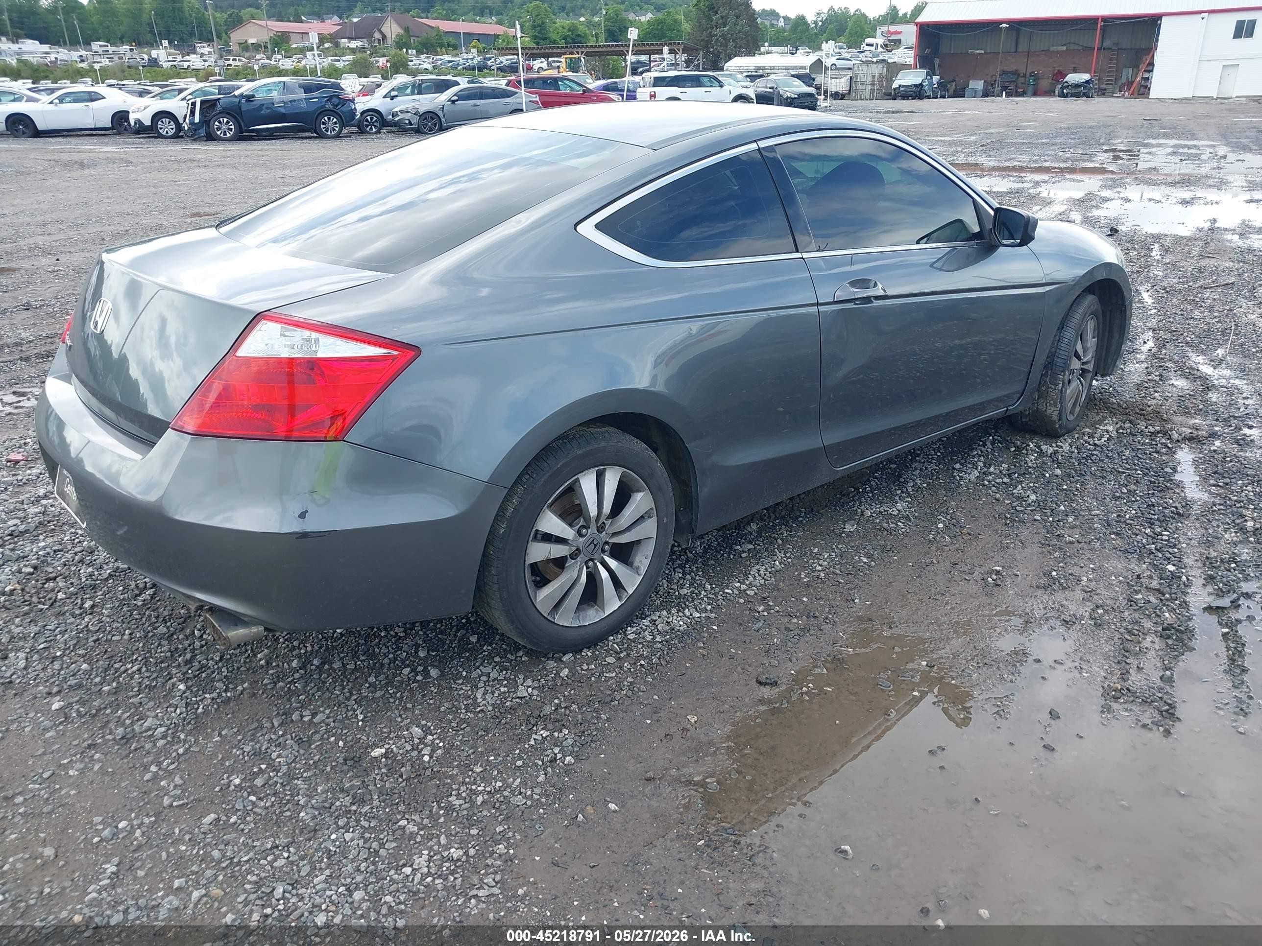 2010 Honda Accord 2.4 Lx-s Gray vin: 1HGCS1B39AA001875