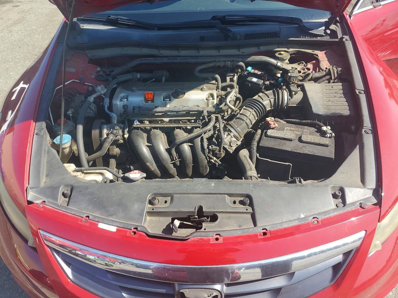 2012 Hond Accord Red vin: 1HGCS1B39CA005430