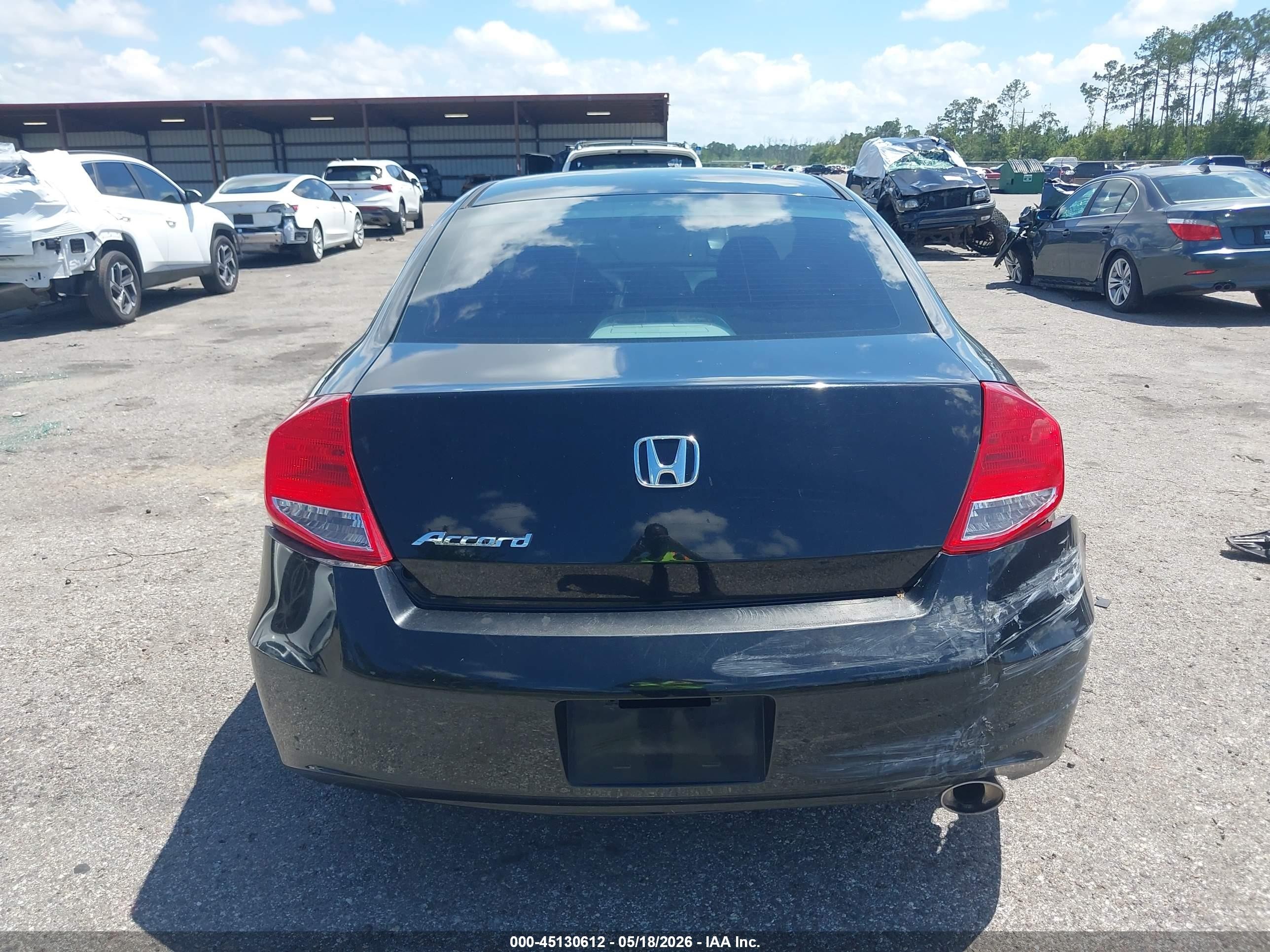 2011 Honda Accord 2.4 Lx-s Black vin: 1HGCS1B3XBA006763
