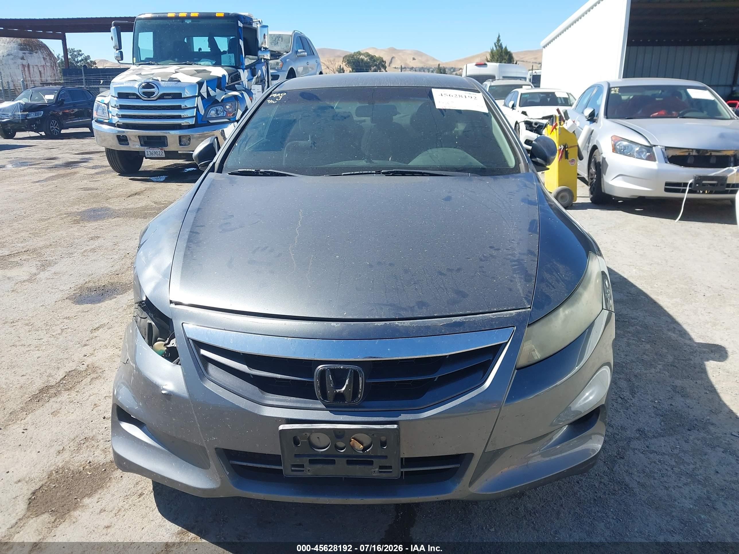 2011 Honda Accord 2.4 Lx-s Gray vin: 1HGCS1B3XBA015334