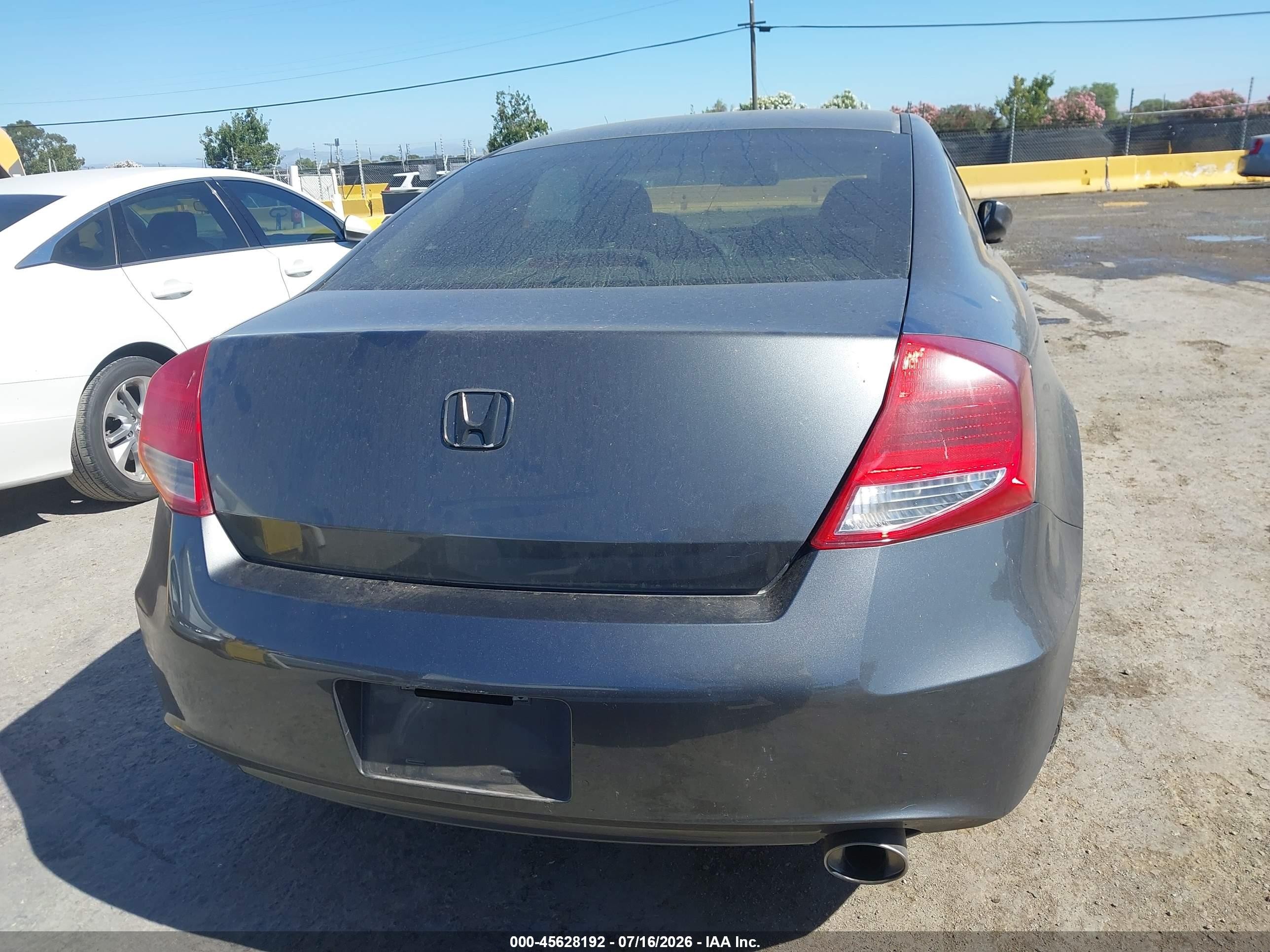 2011 Honda Accord 2.4 Lx-s Gray vin: 1HGCS1B3XBA015334