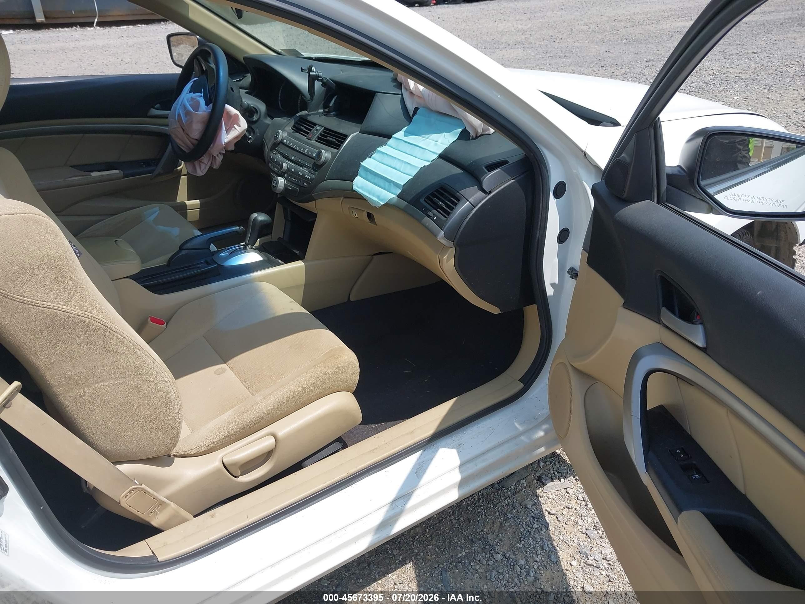 2010 Honda Accord 2.4 Ex Белый vin: 1HGCS1B70AA017918