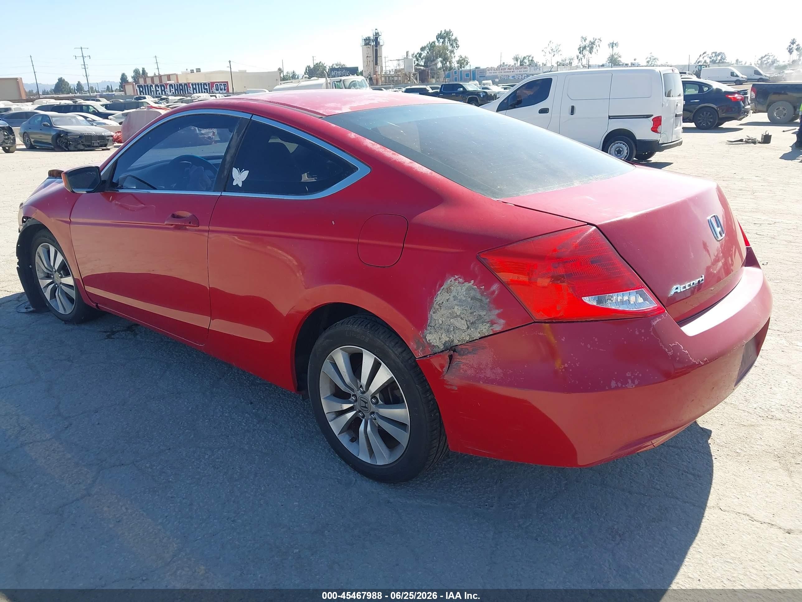2011 Honda Accord 2.4 Ex Red vin: 1HGCS1B70BA000618