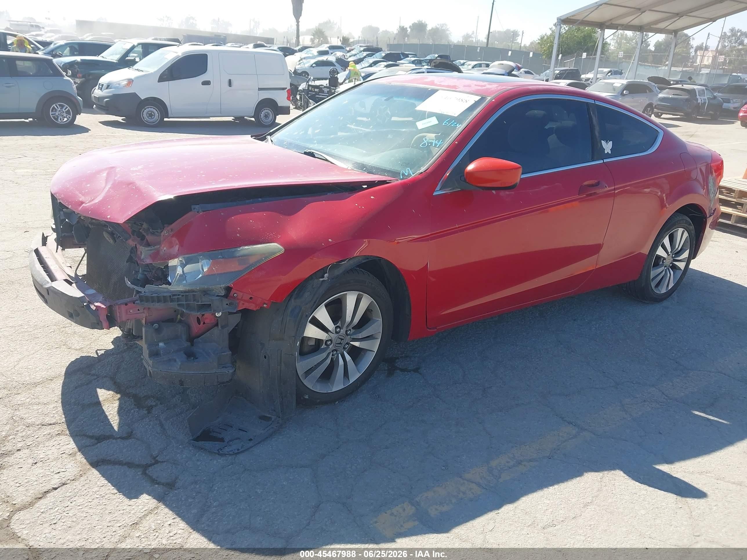 2011 Honda Accord 2.4 Ex Red vin: 1HGCS1B70BA000618