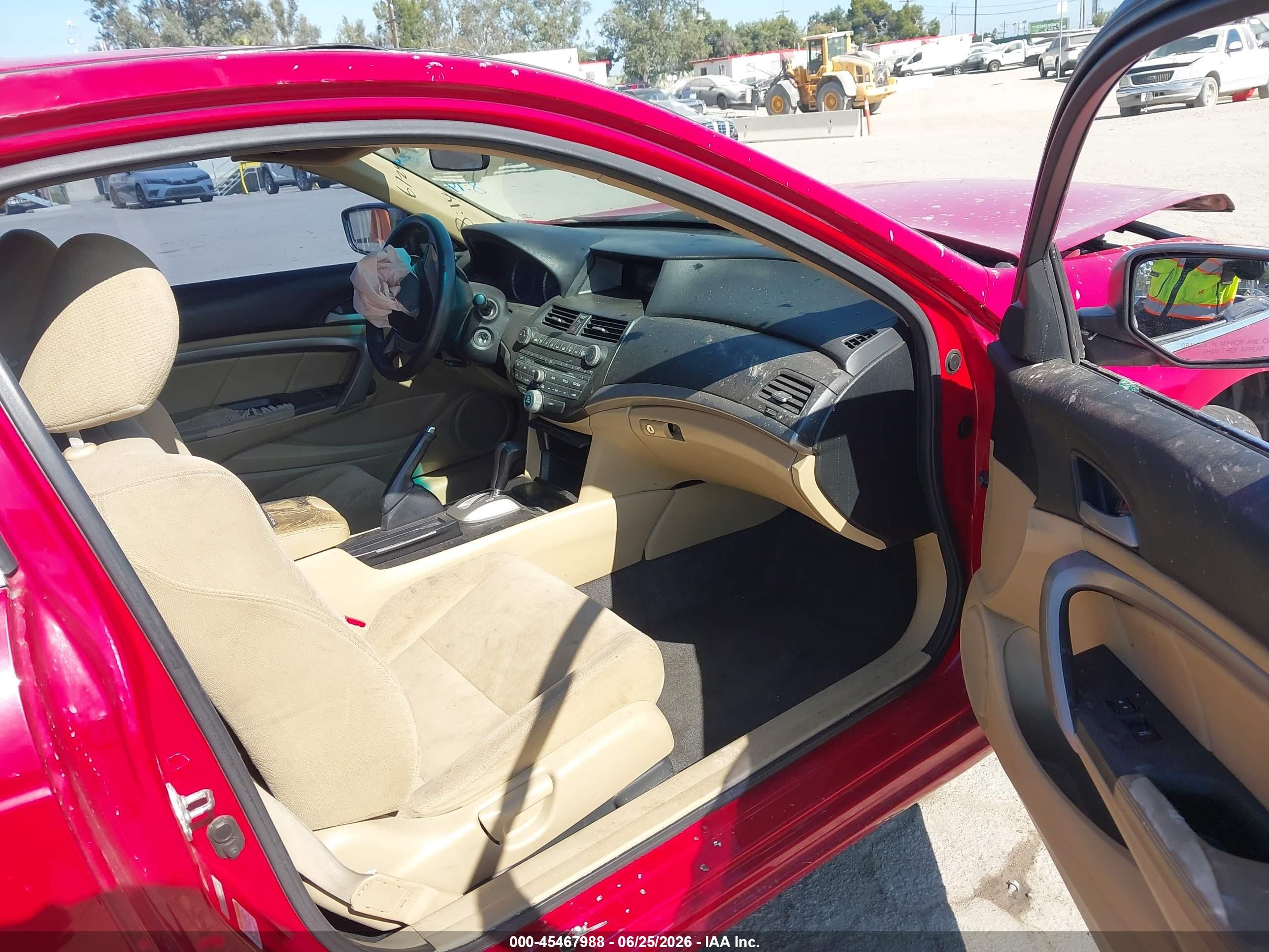 2011 Honda Accord 2.4 Ex Red vin: 1HGCS1B70BA000618