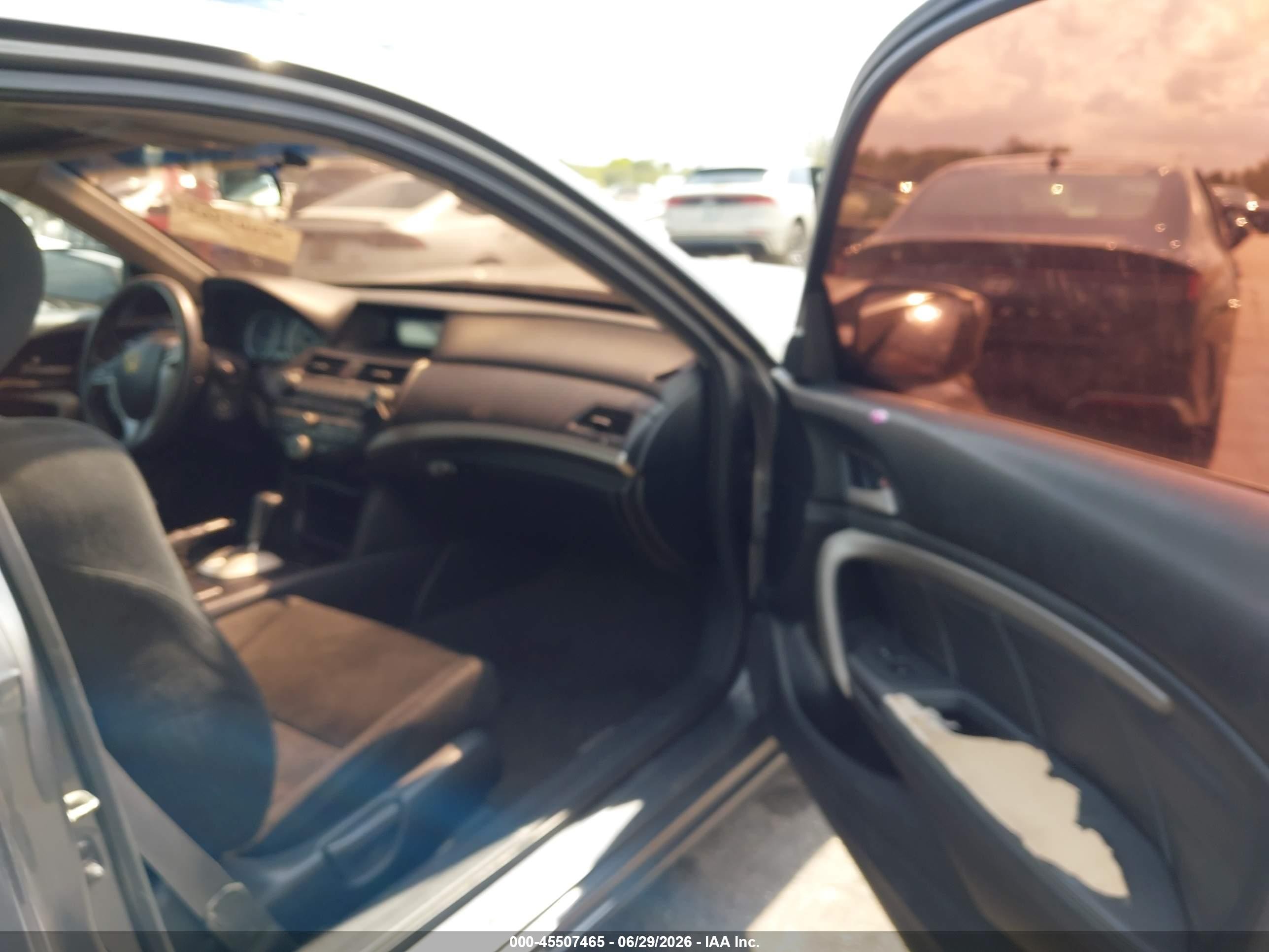2011 Honda Accord 2.4 Ex Gray vin: 1HGCS1B70BA001493