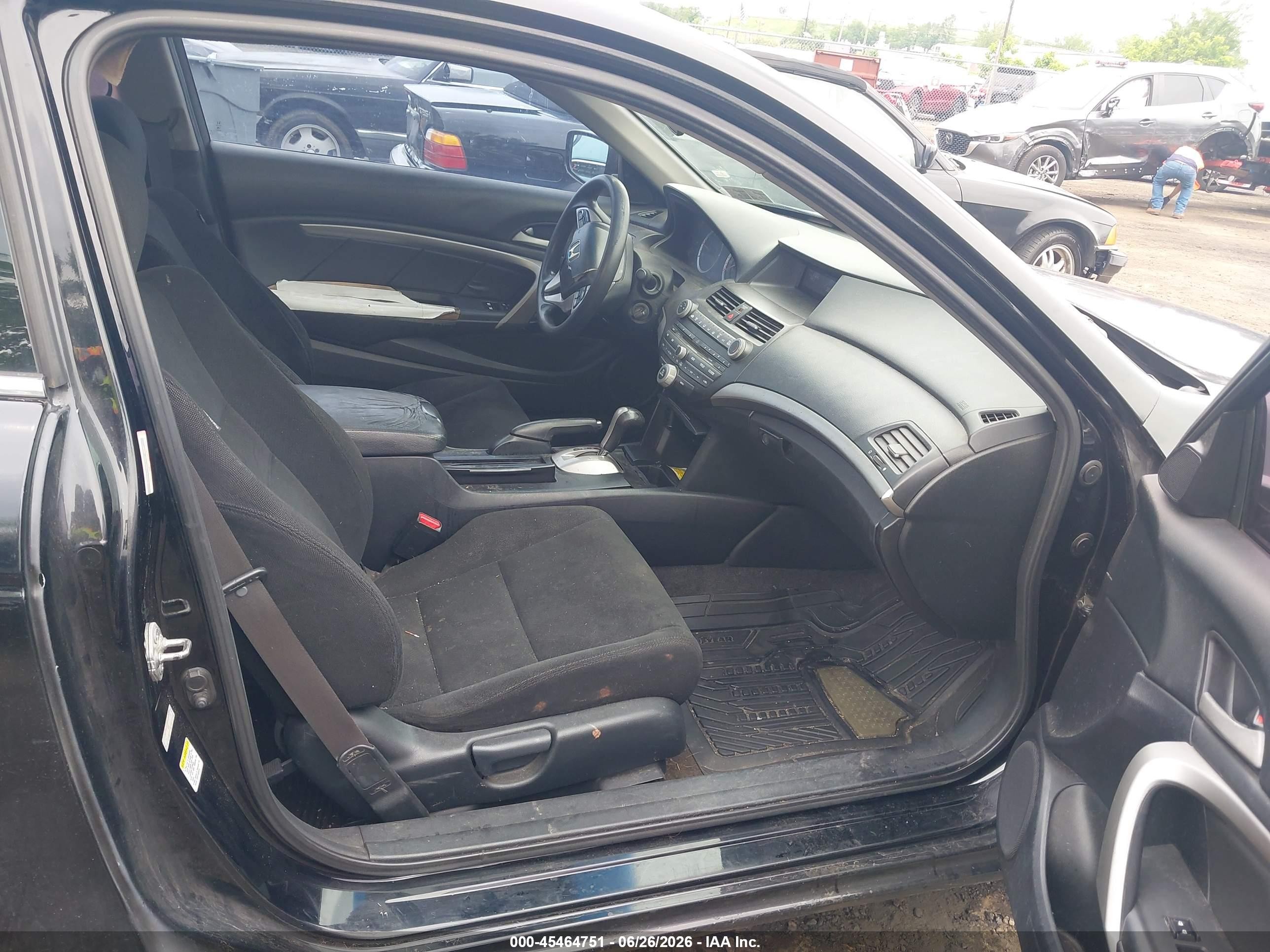2011 Honda Accord 2.4 Ex Black vin: 1HGCS1B70BA005575