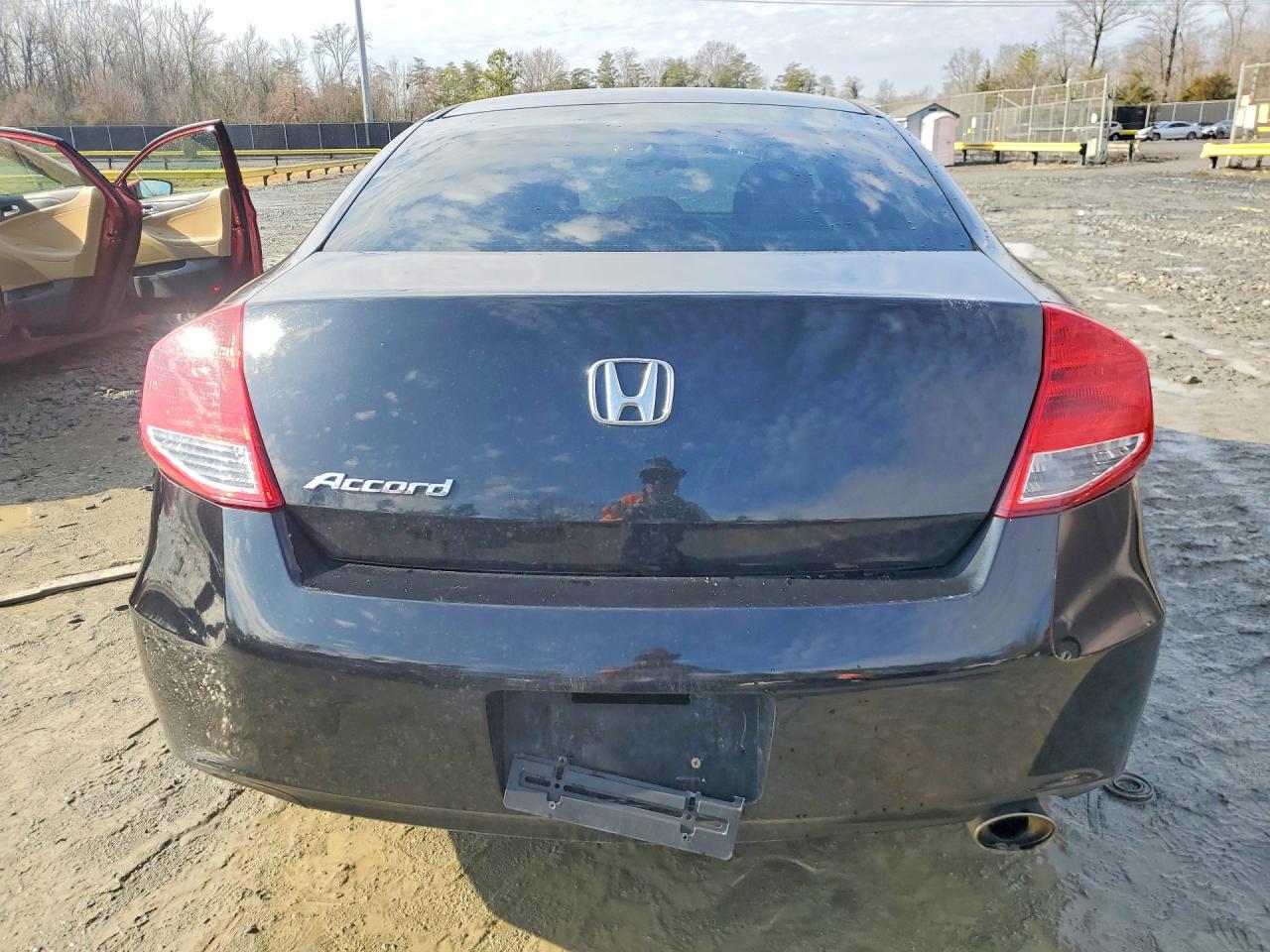 2011 Honda Accord Ex Black vin: 1HGCS1B70BA015488
