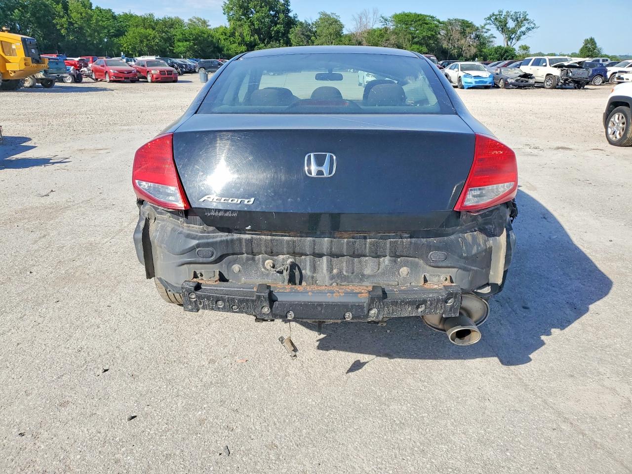 2011 Honda Accord Ex Черный vin: 1HGCS1B71BA016133