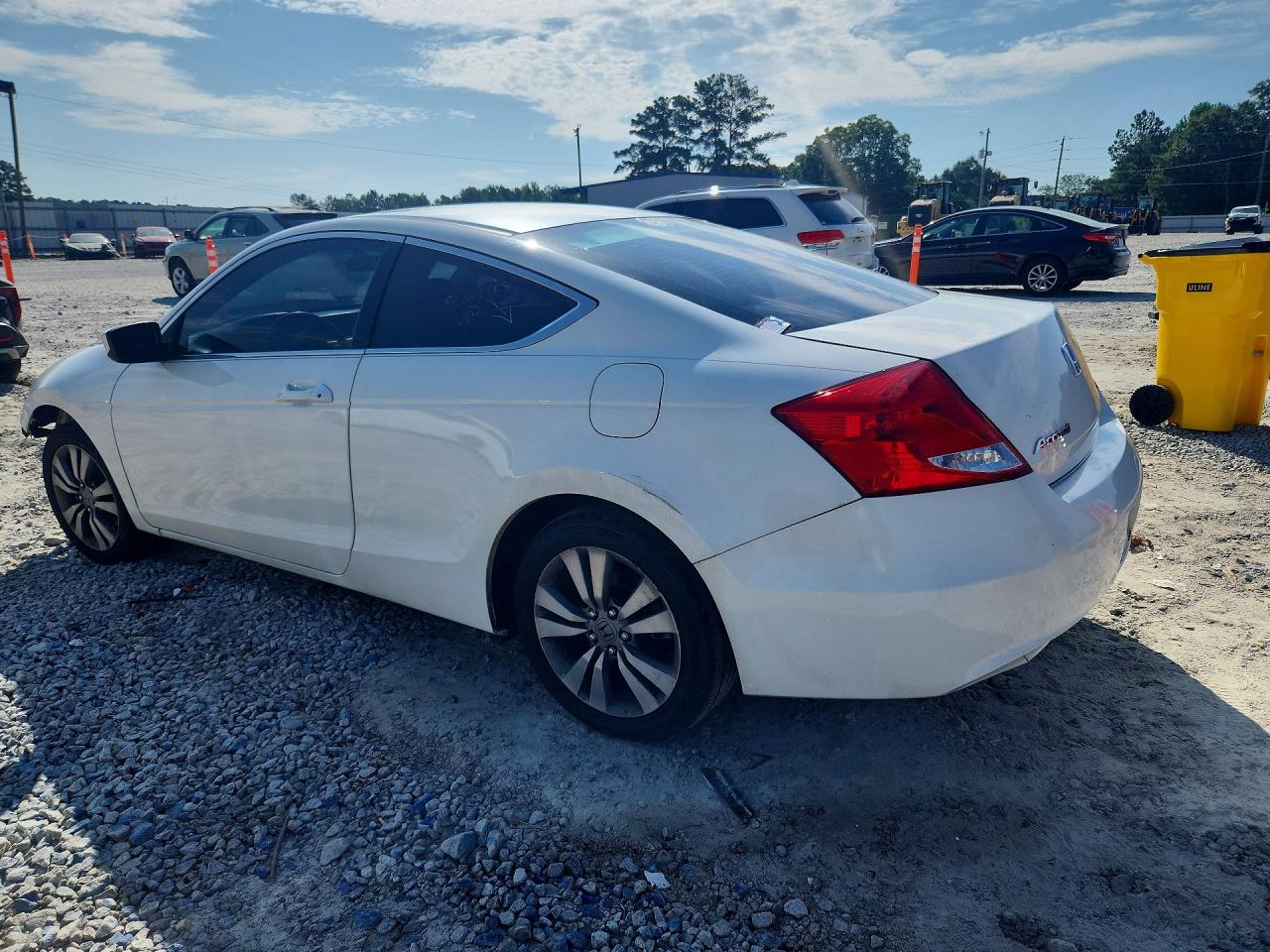 2012 Honda Accord Ex White vin: 1HGCS1B72CA022699