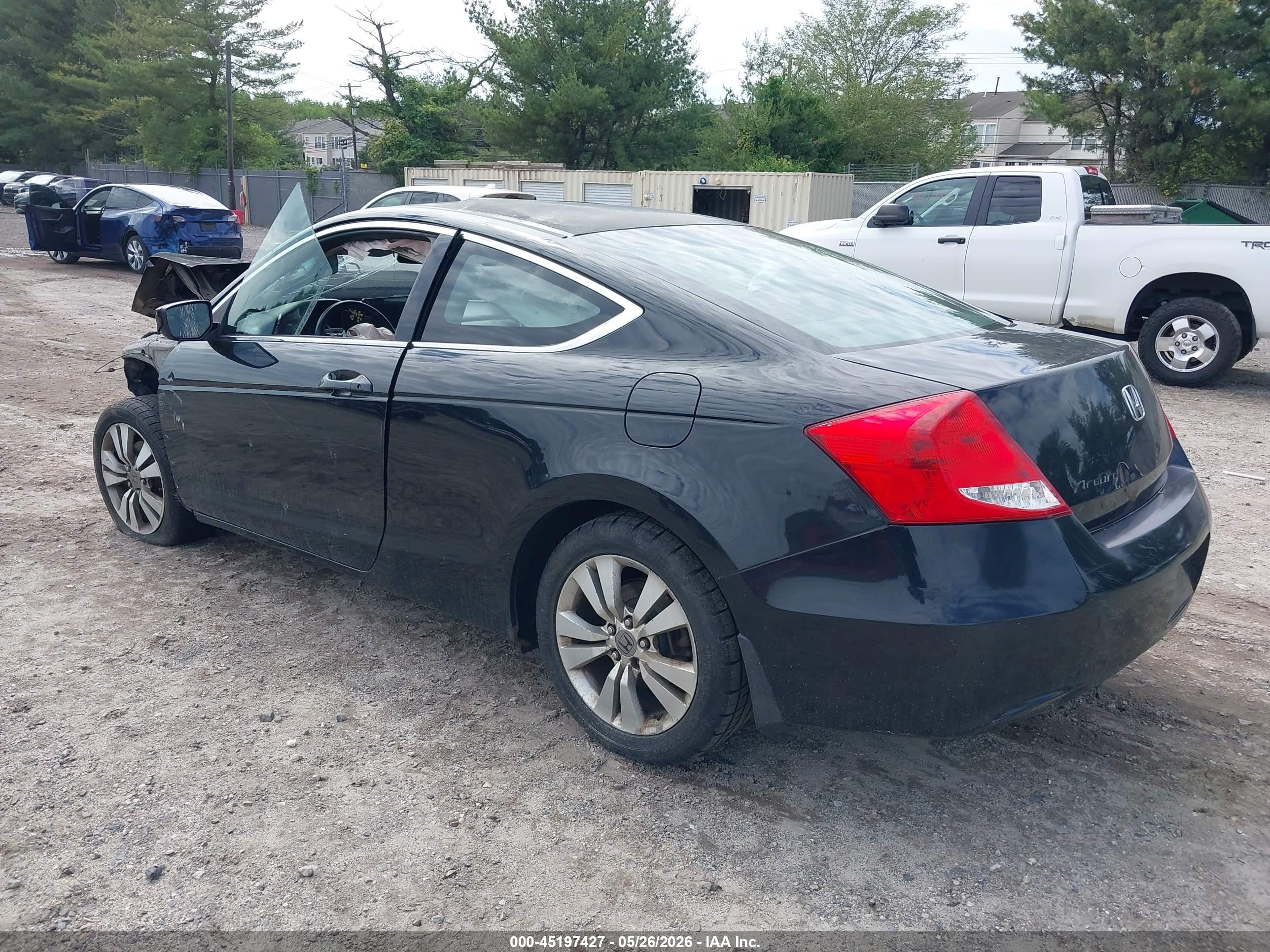 2011 Honda Accord 2.4 Ex Black vin: 1HGCS1B73BA016148
