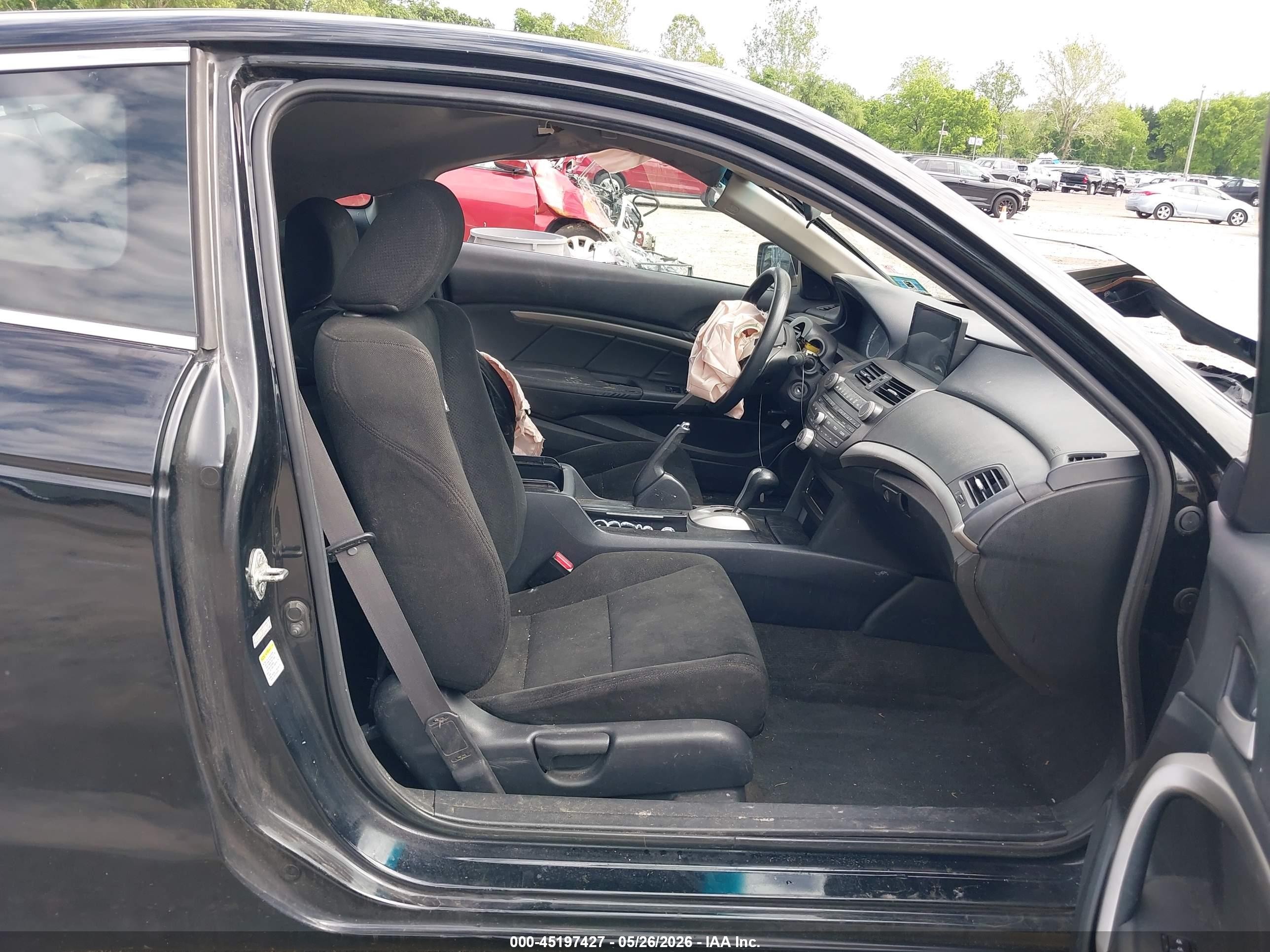 2011 Honda Accord 2.4 Ex Black vin: 1HGCS1B73BA016148