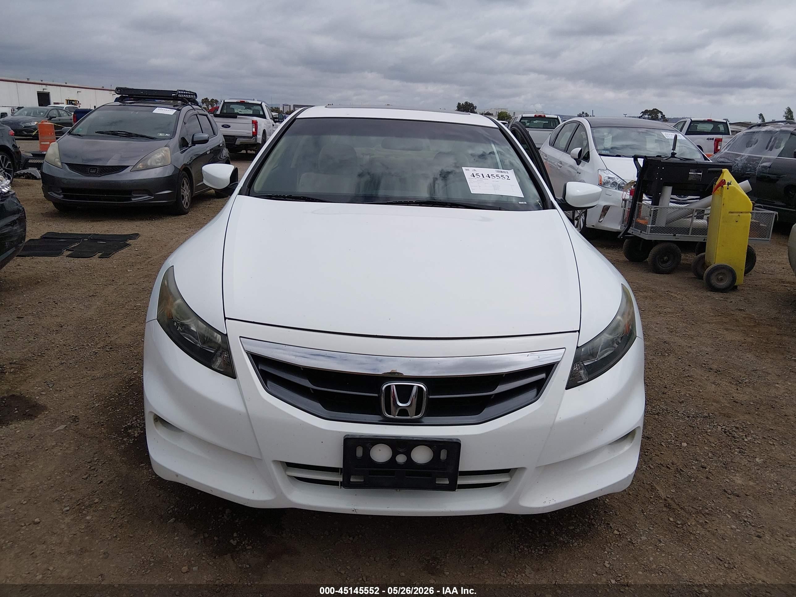 2012 Honda Accord 2.4 Ex Белый vin: 1HGCS1B73CA005538