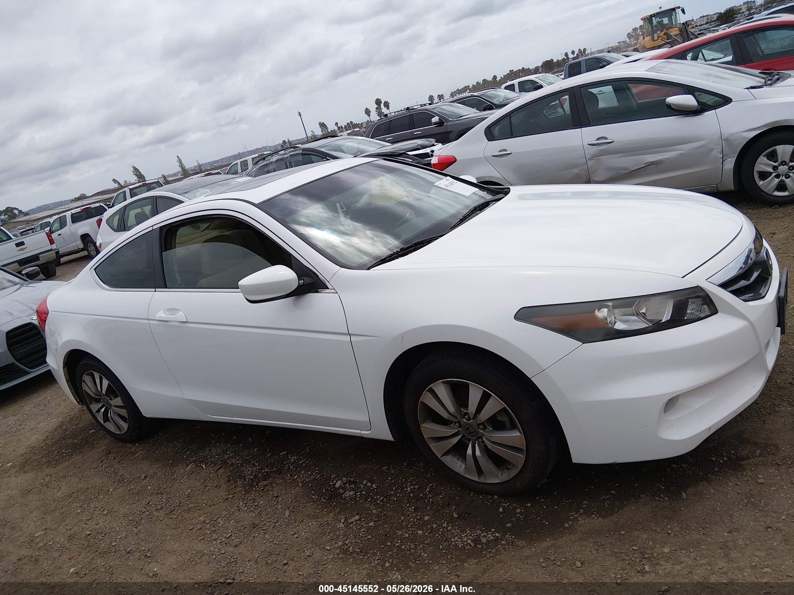2012 Honda Accord 2.4 Ex Белый vin: 1HGCS1B73CA005538