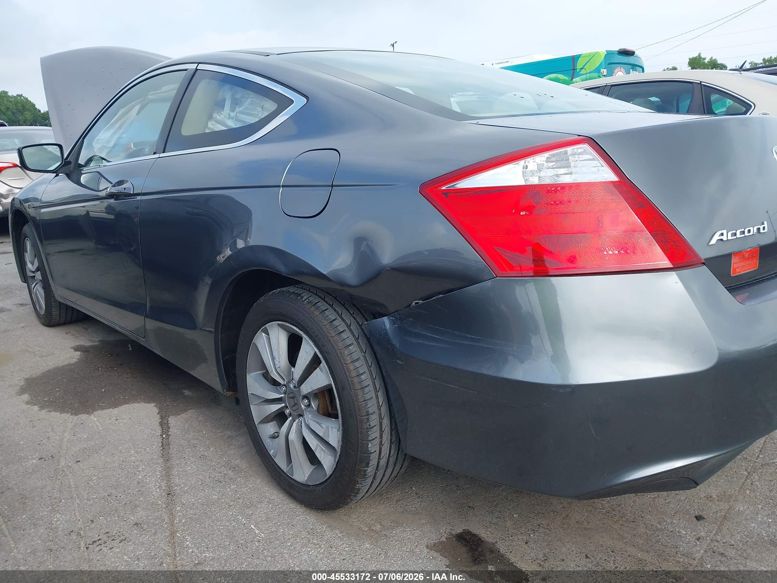 2010 Honda Accord 2.4 Ex Gray vin: 1HGCS1B74AA011541