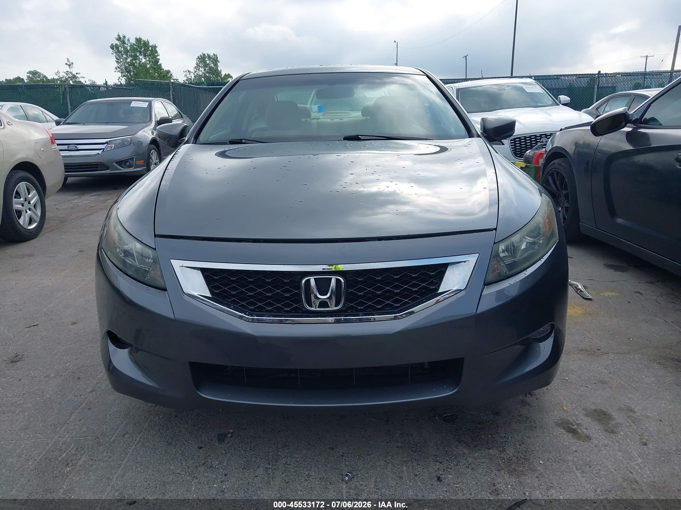 2010 Honda Accord 2.4 Ex Gray vin: 1HGCS1B74AA011541