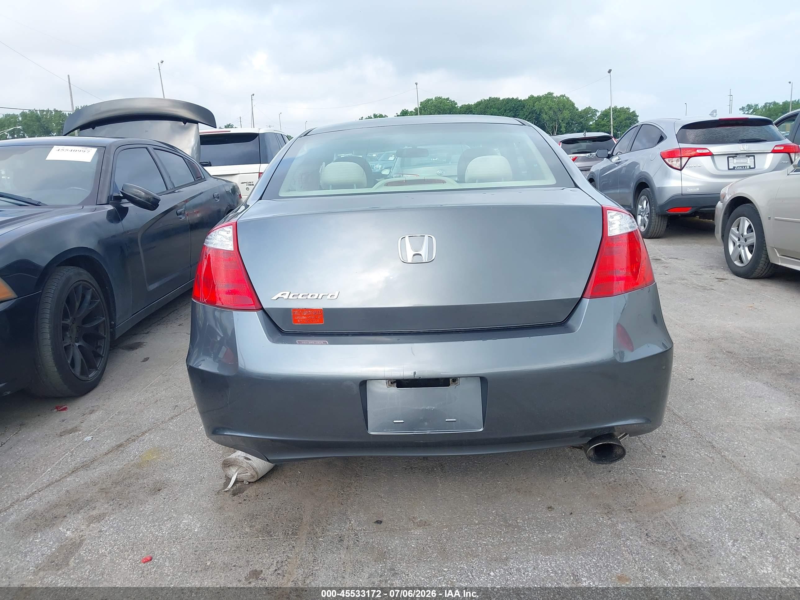 2010 Honda Accord 2.4 Ex Gray vin: 1HGCS1B74AA011541