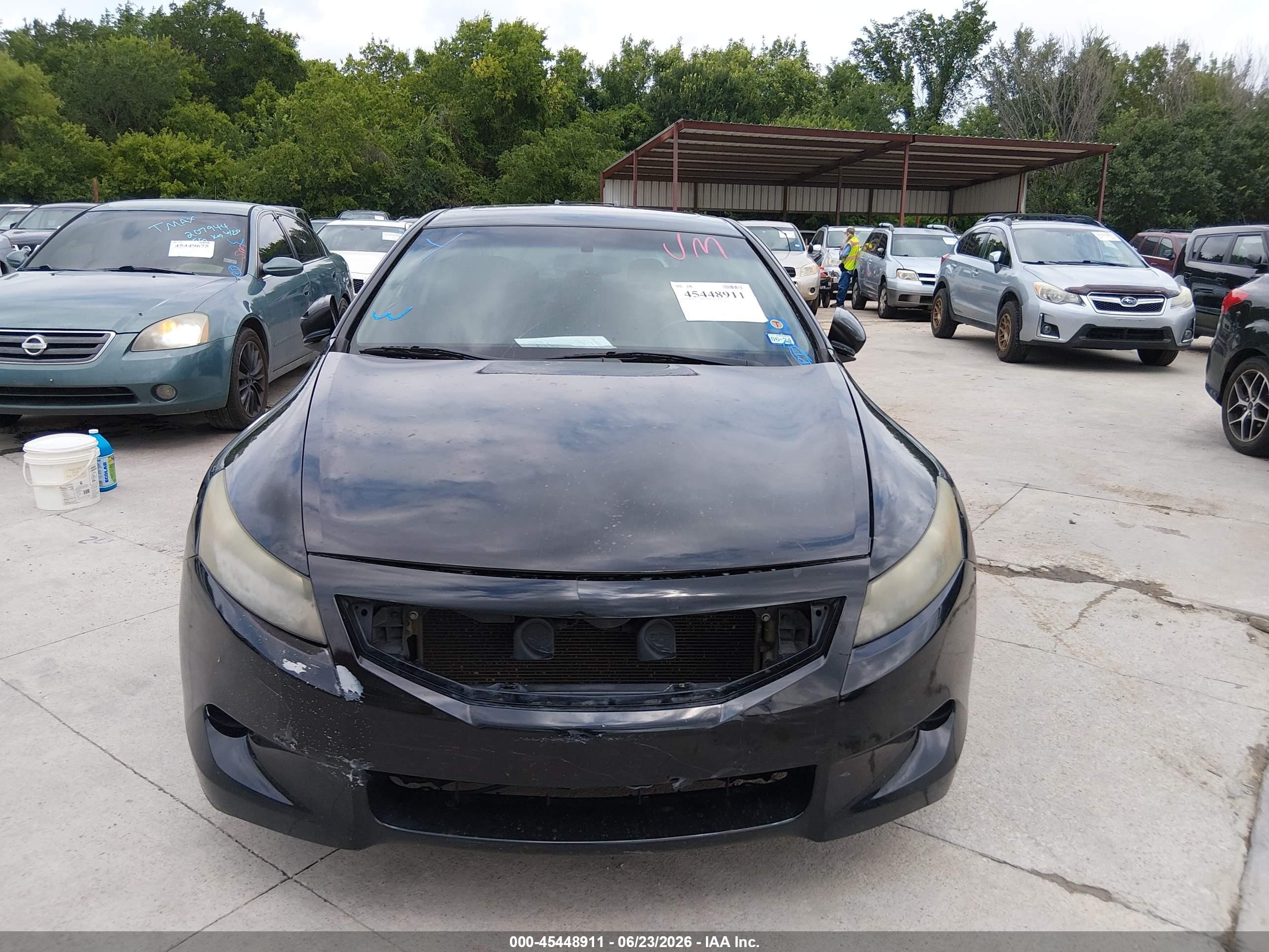 2010 Honda Accord 2.4 Ex Black vin: 1HGCS1B76AA001111
