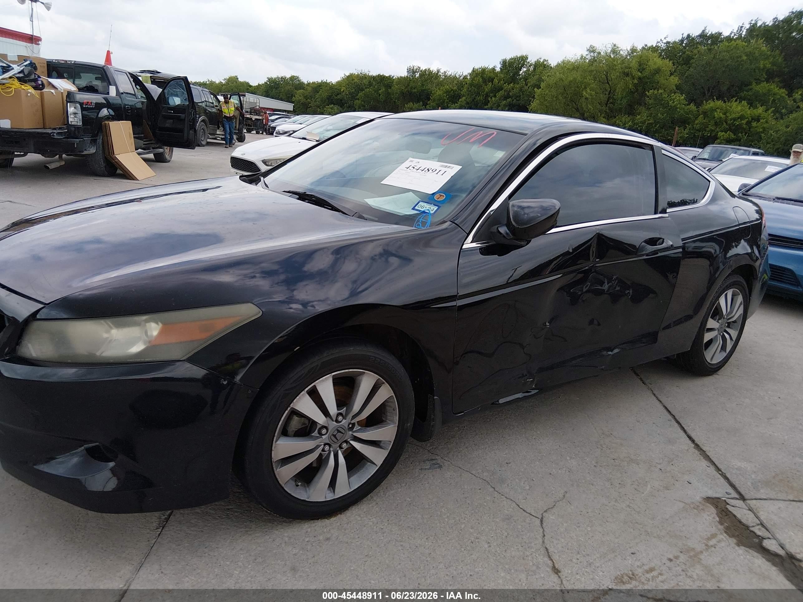 2010 Honda Accord 2.4 Ex Black vin: 1HGCS1B76AA001111