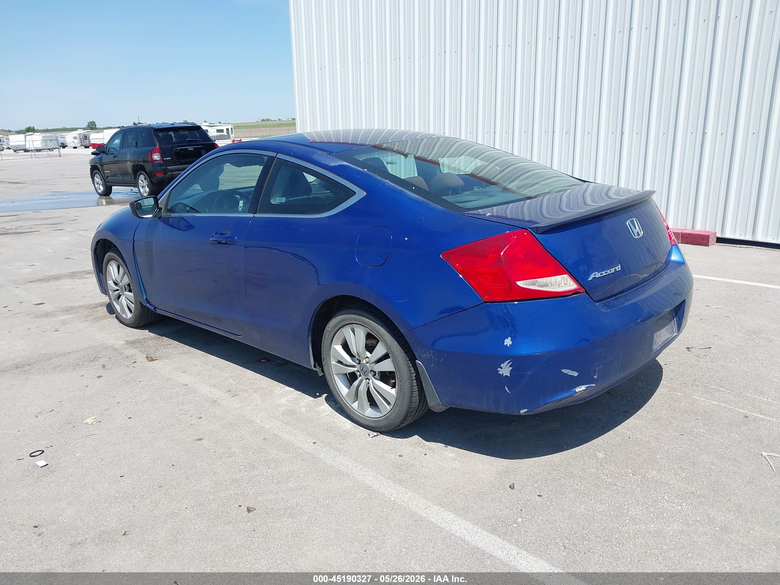 2011 Honda Accord 2.4 Ex Синий vin: 1HGCS1B76BA007878