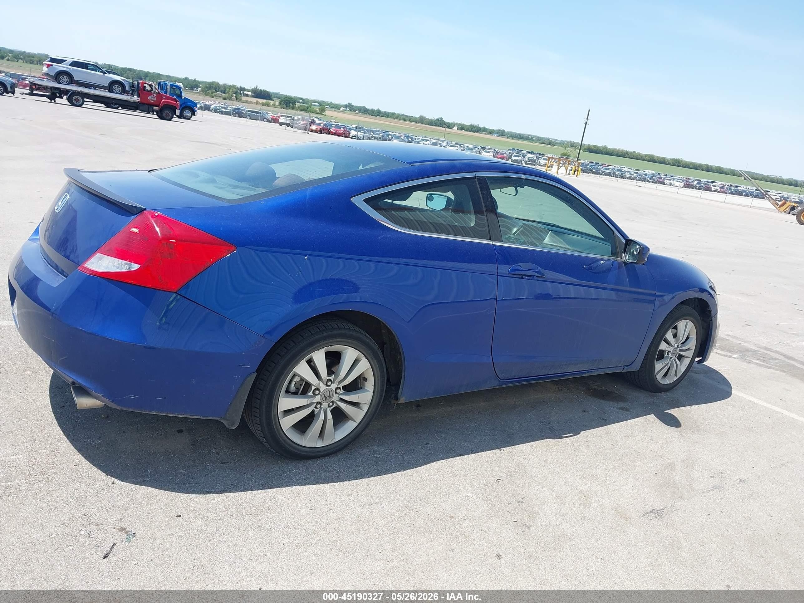 2011 Honda Accord 2.4 Ex Синий vin: 1HGCS1B76BA007878
