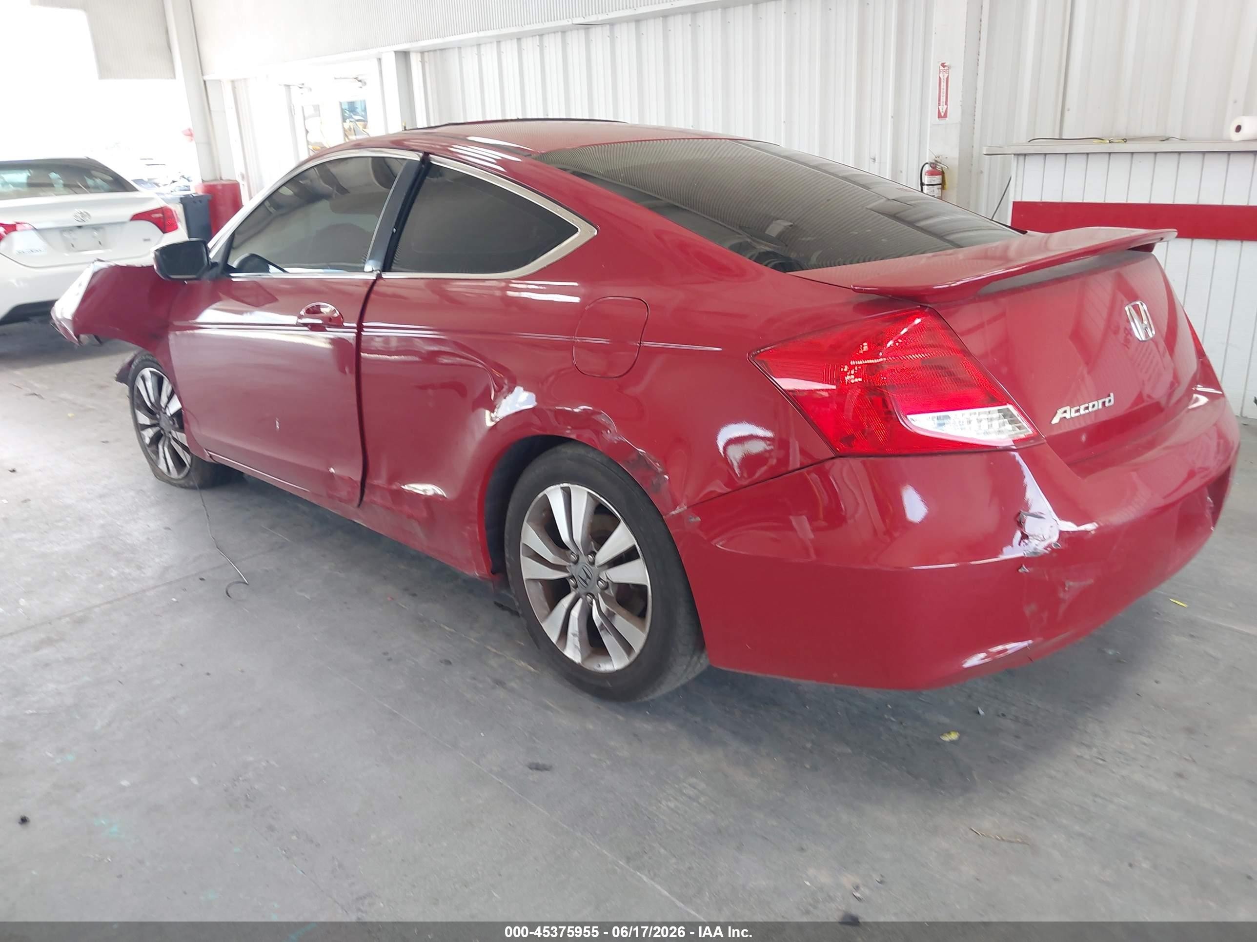 2012 Honda Accord 2.4 Ex Red vin: 1HGCS1B77CA003680
