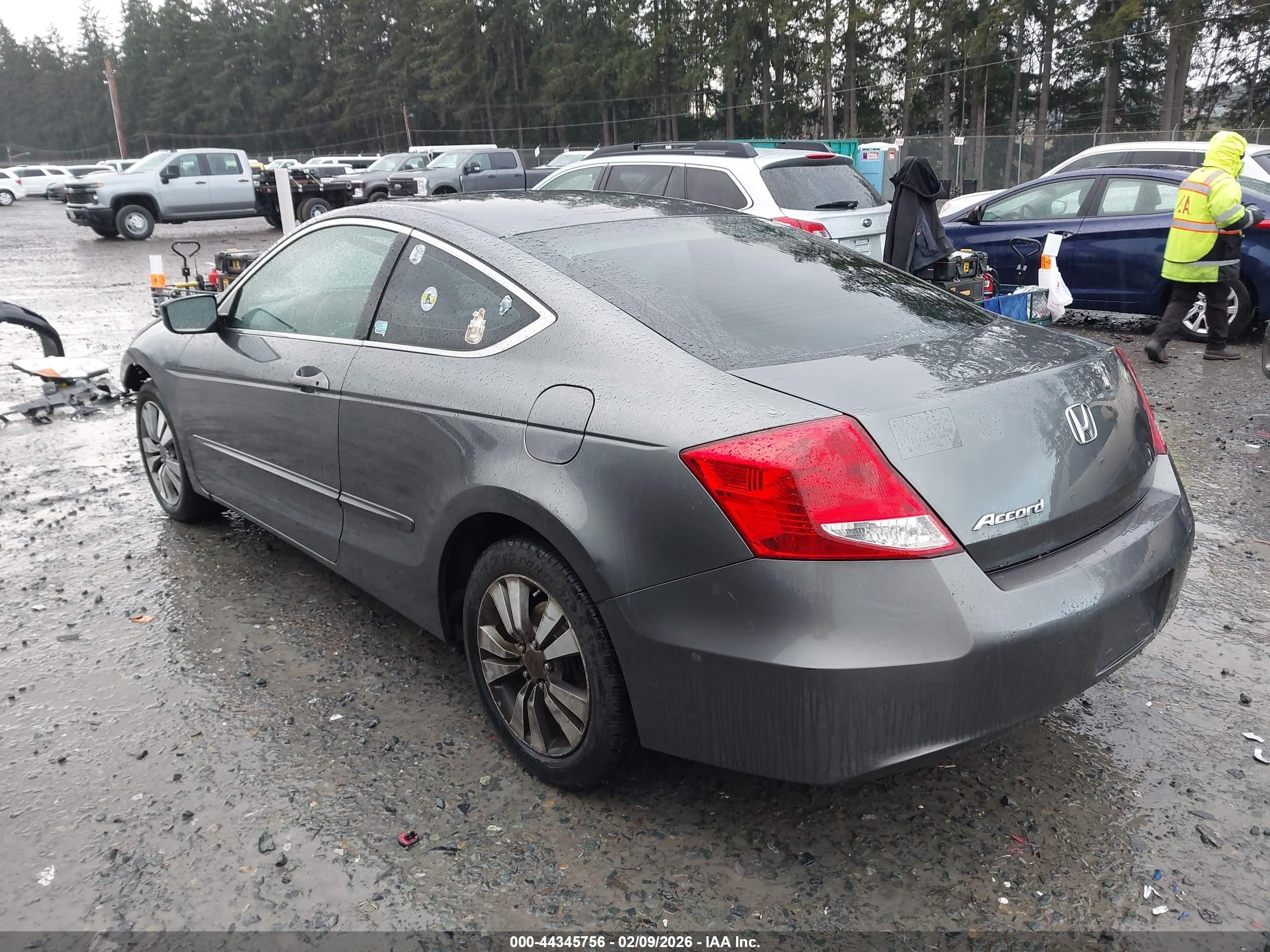 2011 Honda Accord 2.4 Ex Gray vin: 1HGCS1B78BA003301
