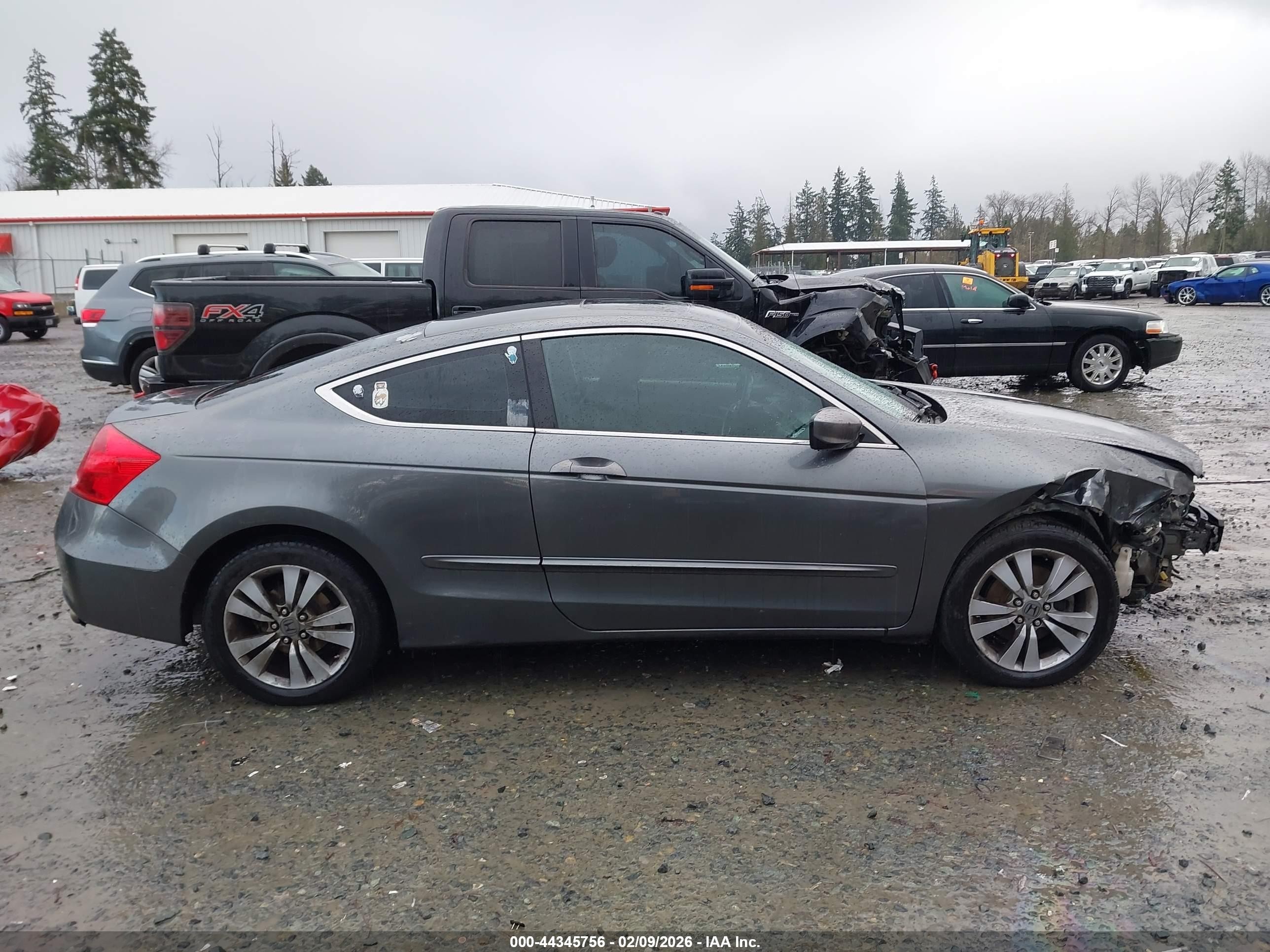 2011 Honda Accord 2.4 Ex Gray vin: 1HGCS1B78BA003301