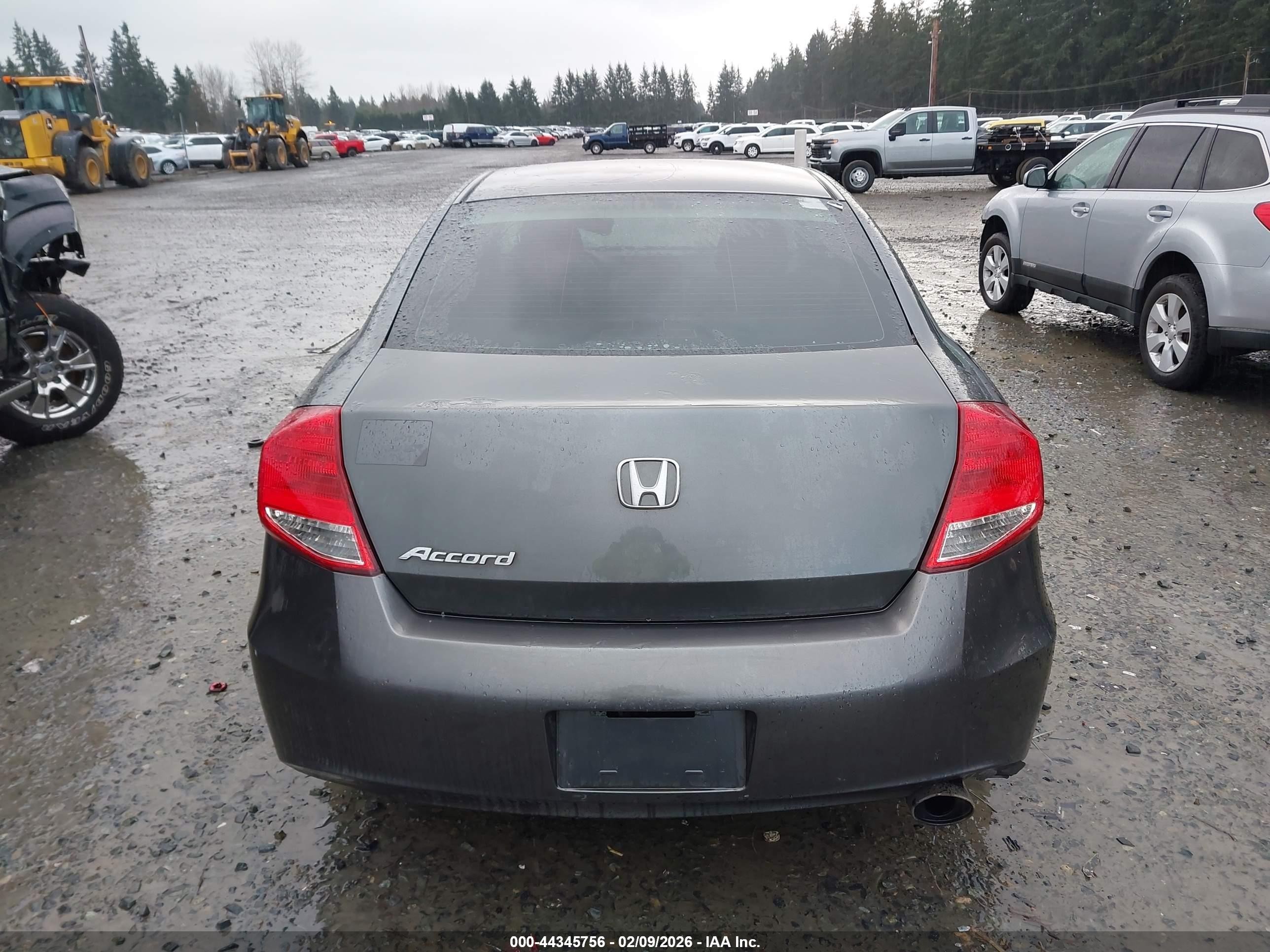 2011 Honda Accord 2.4 Ex Gray vin: 1HGCS1B78BA003301