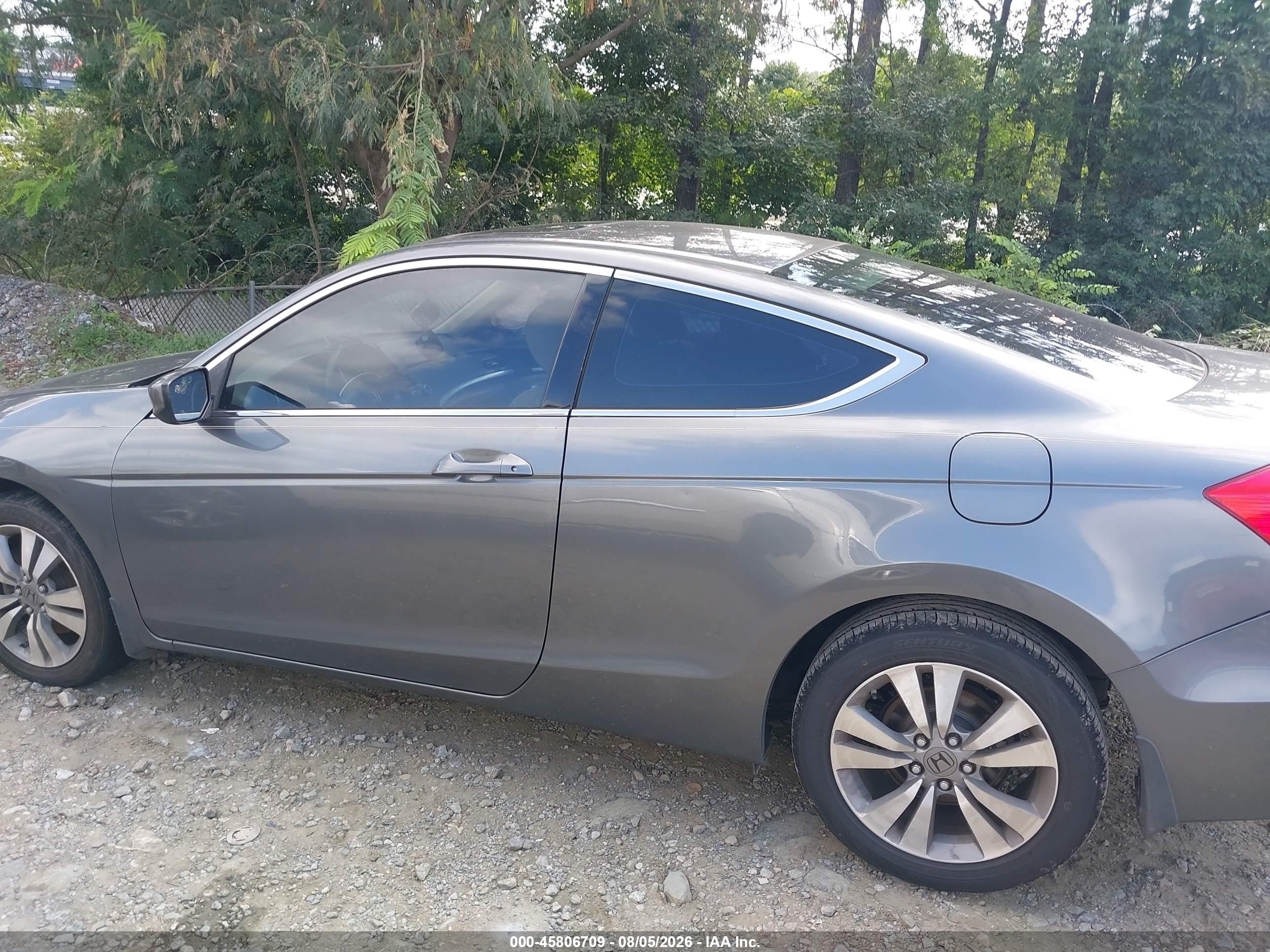 2011 Honda Accord 2.4 Ex Серый vin: 1HGCS1B78BA013648