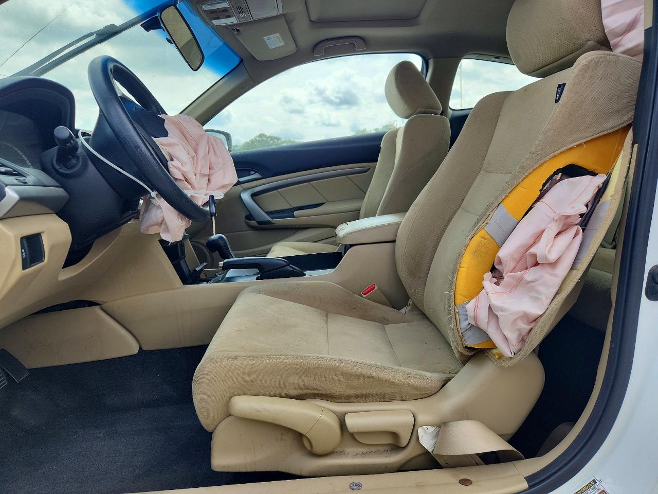 2012 Honda Accord Ex White vin: 1HGCS1B78CA005762