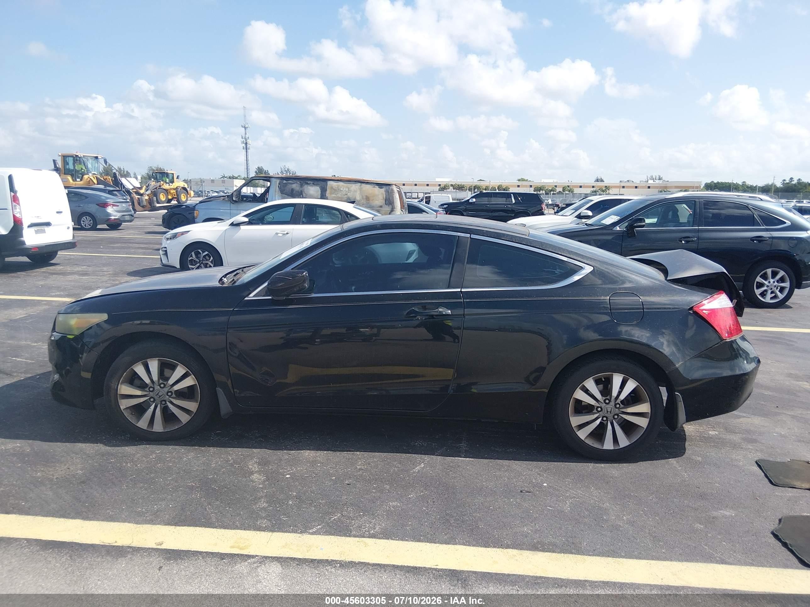 2010 Honda Accord 2.4 Ex Черный vin: 1HGCS1B79AA011289