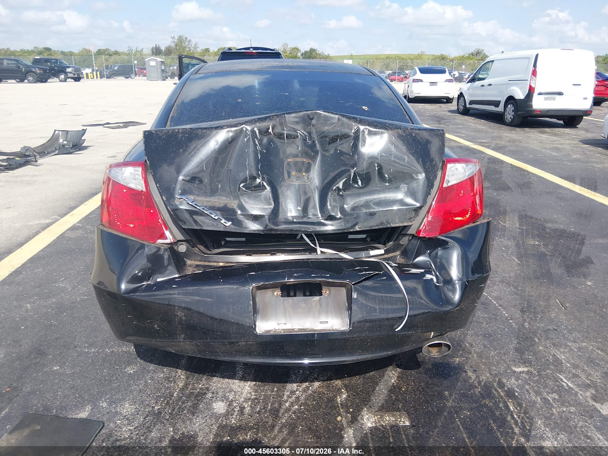 2010 Honda Accord 2.4 Ex Черный vin: 1HGCS1B79AA011289
