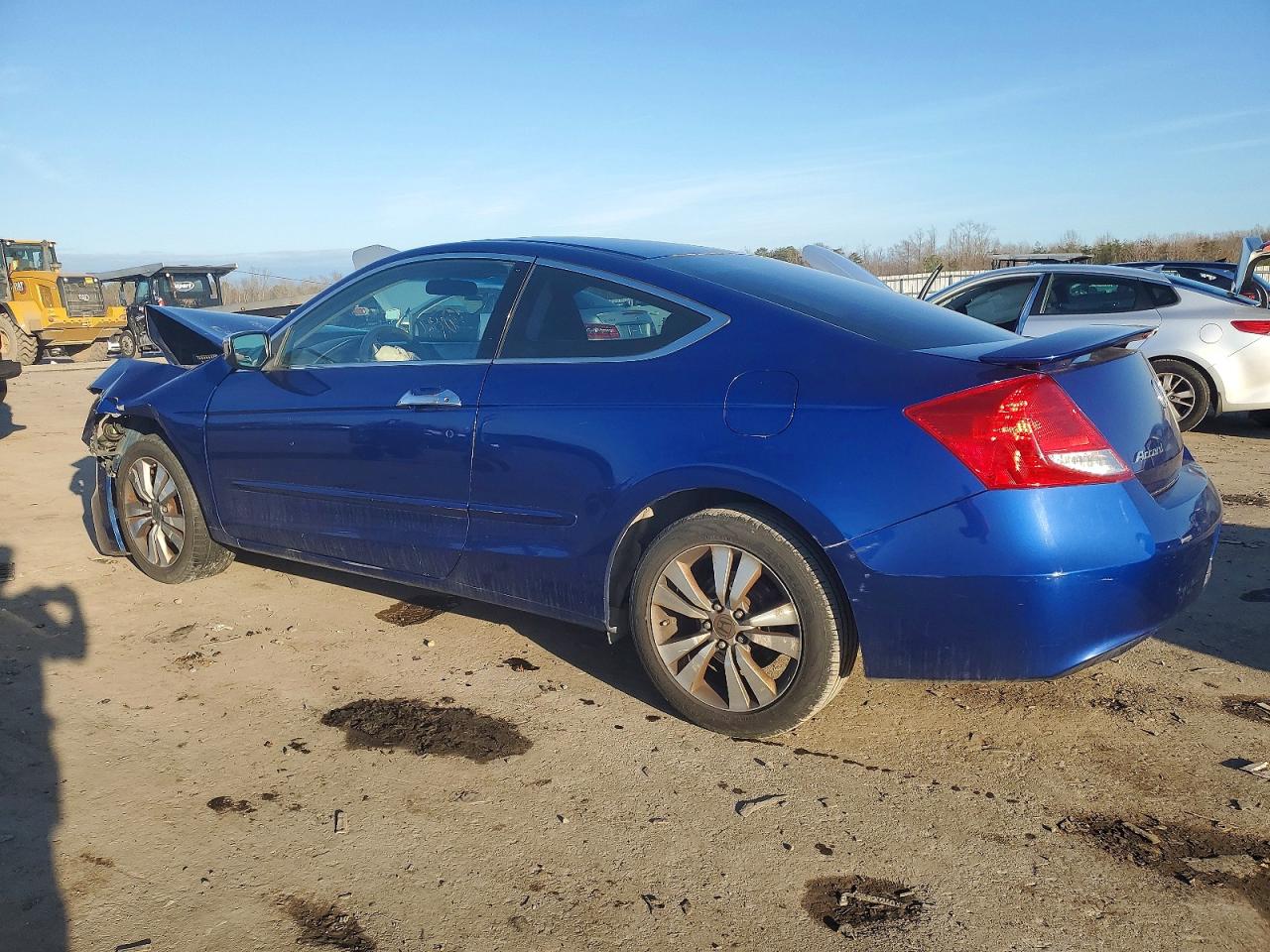 2011 Honda Accord Ex Blue vin: 1HGCS1B79BA007602