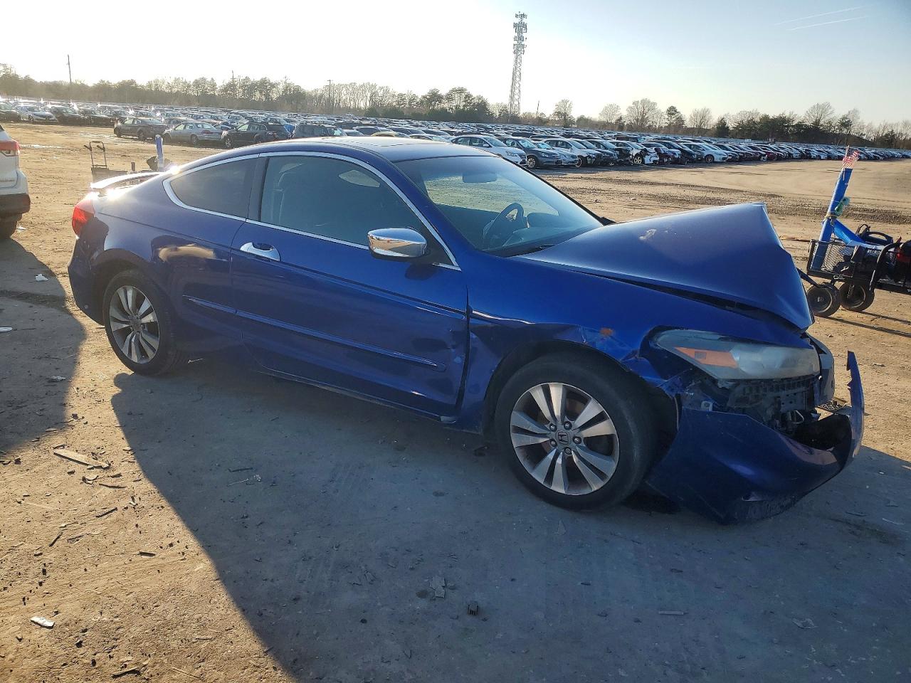 2011 Honda Accord Ex Blue vin: 1HGCS1B79BA007602
