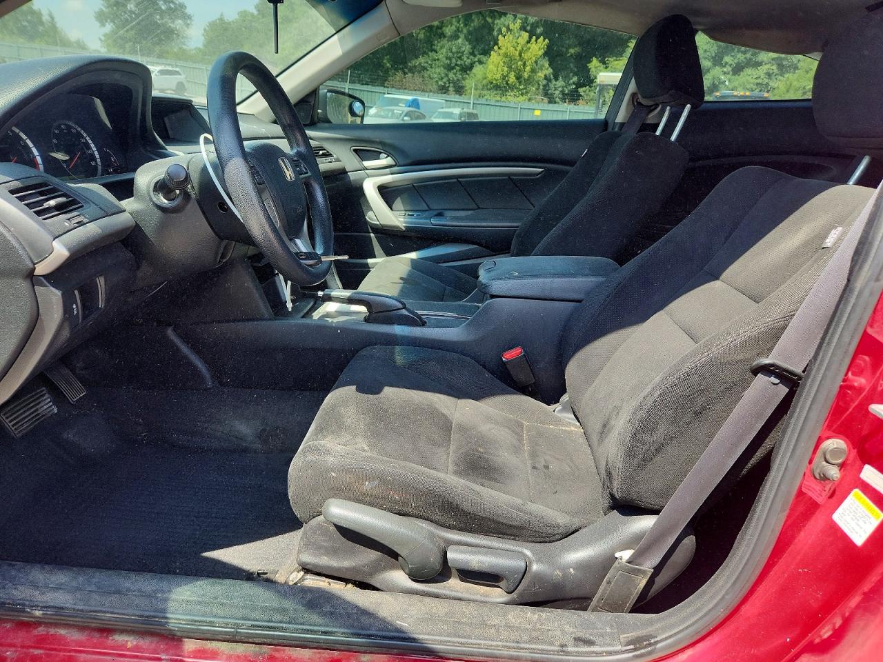 2011 Honda Accord Ex Красный vin: 1HGCS1B79BA011553
