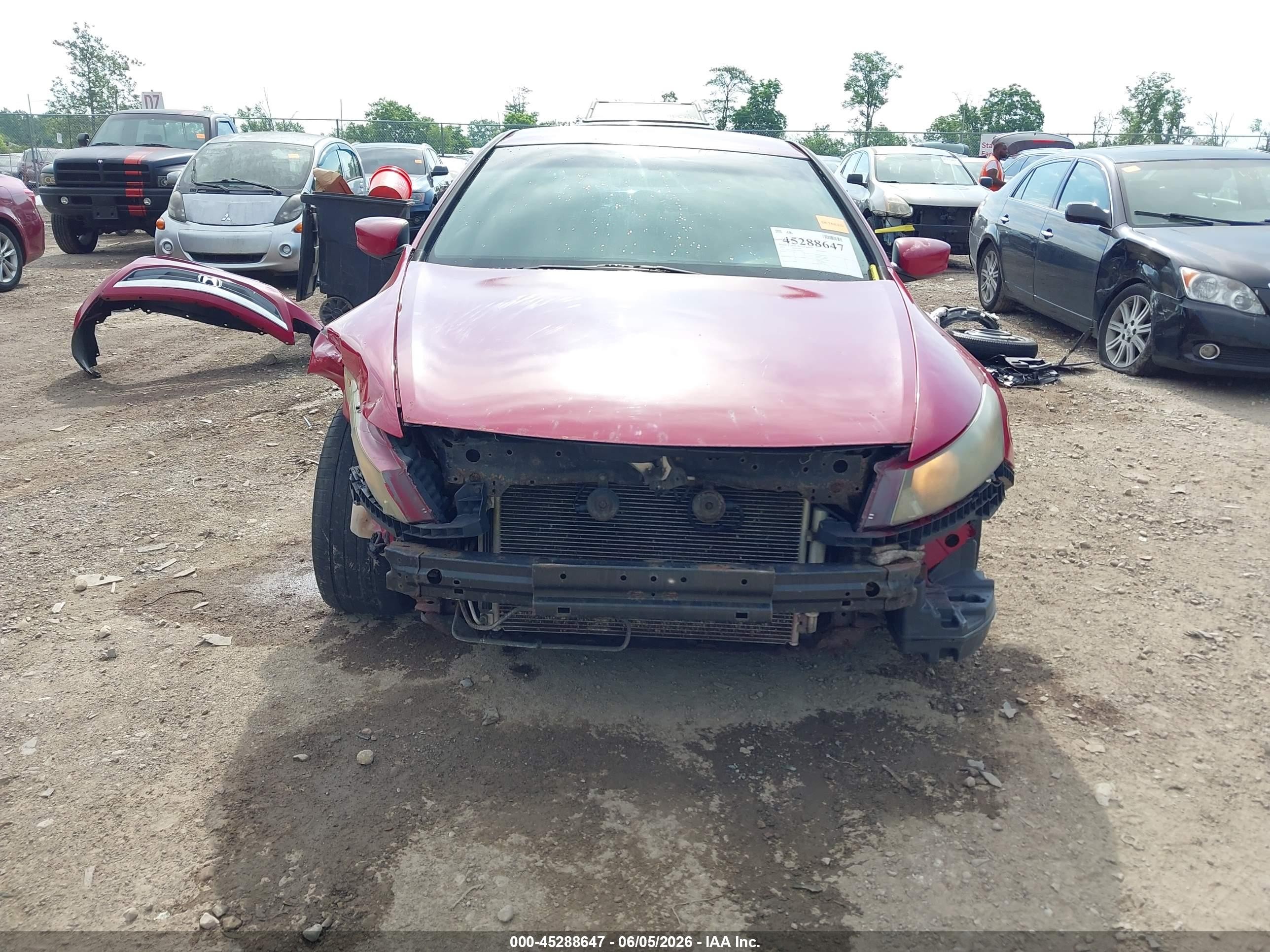 2012 Honda Accord 2.4 Ex Red vin: 1HGCS1B79CA015460
