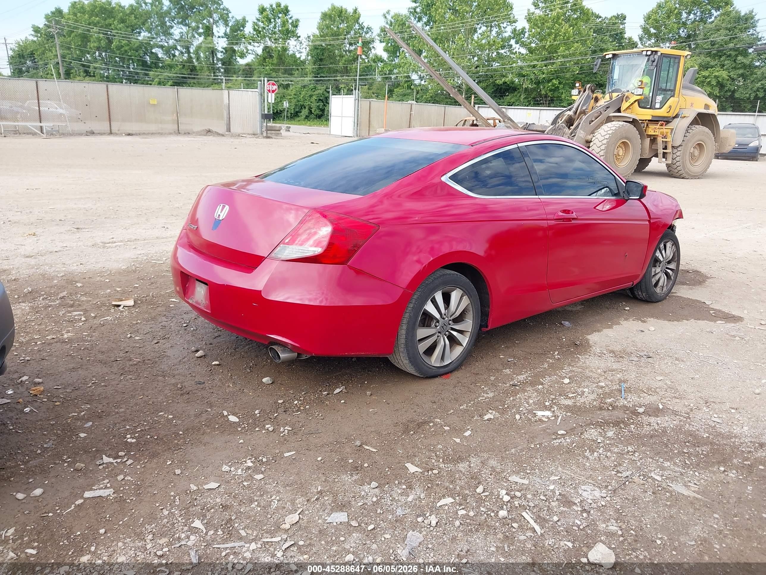 2012 Honda Accord 2.4 Ex Red vin: 1HGCS1B79CA015460
